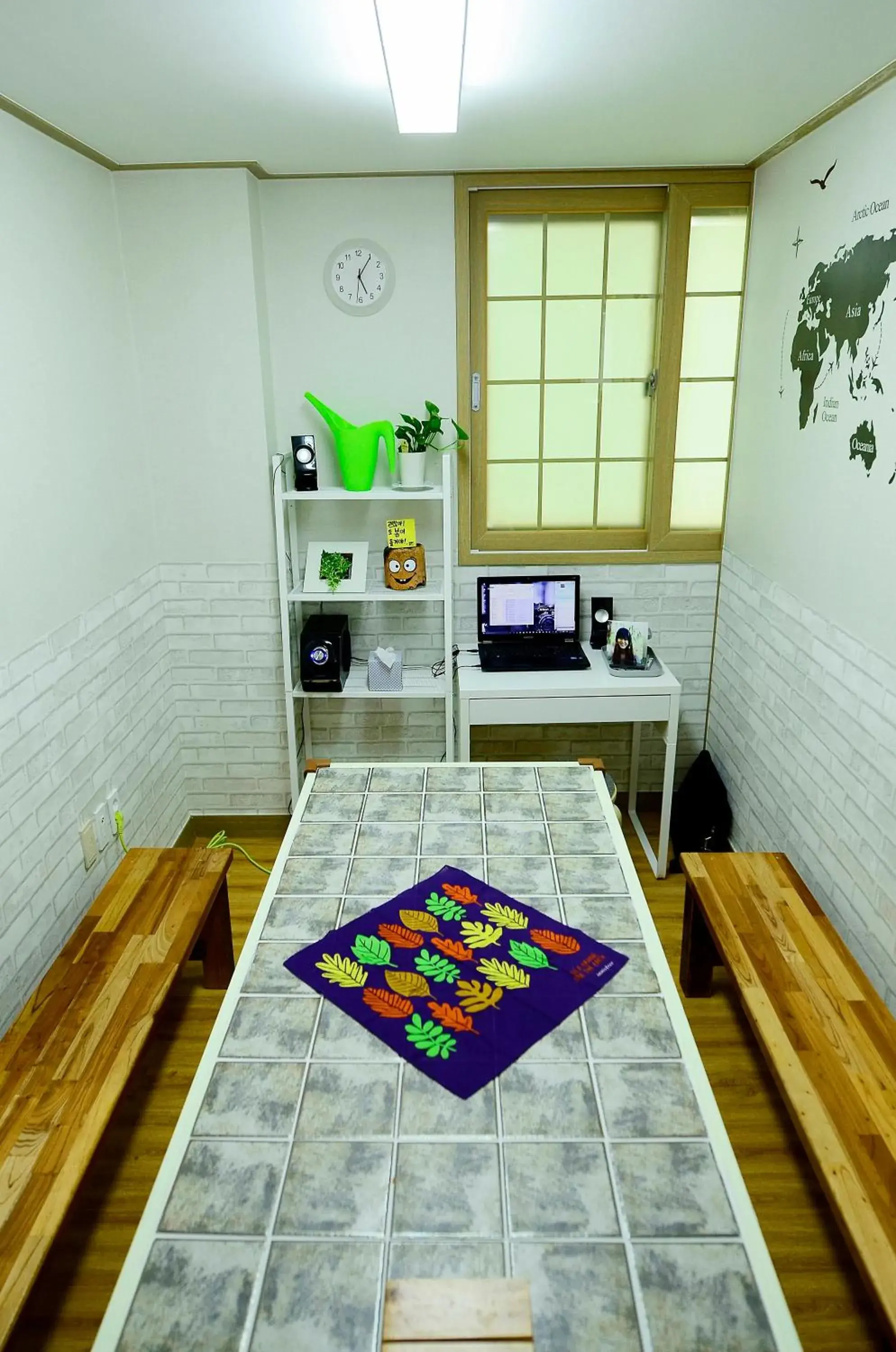 Property building in Ganderak Guesthouse Property building in Ganderak Guesthouse