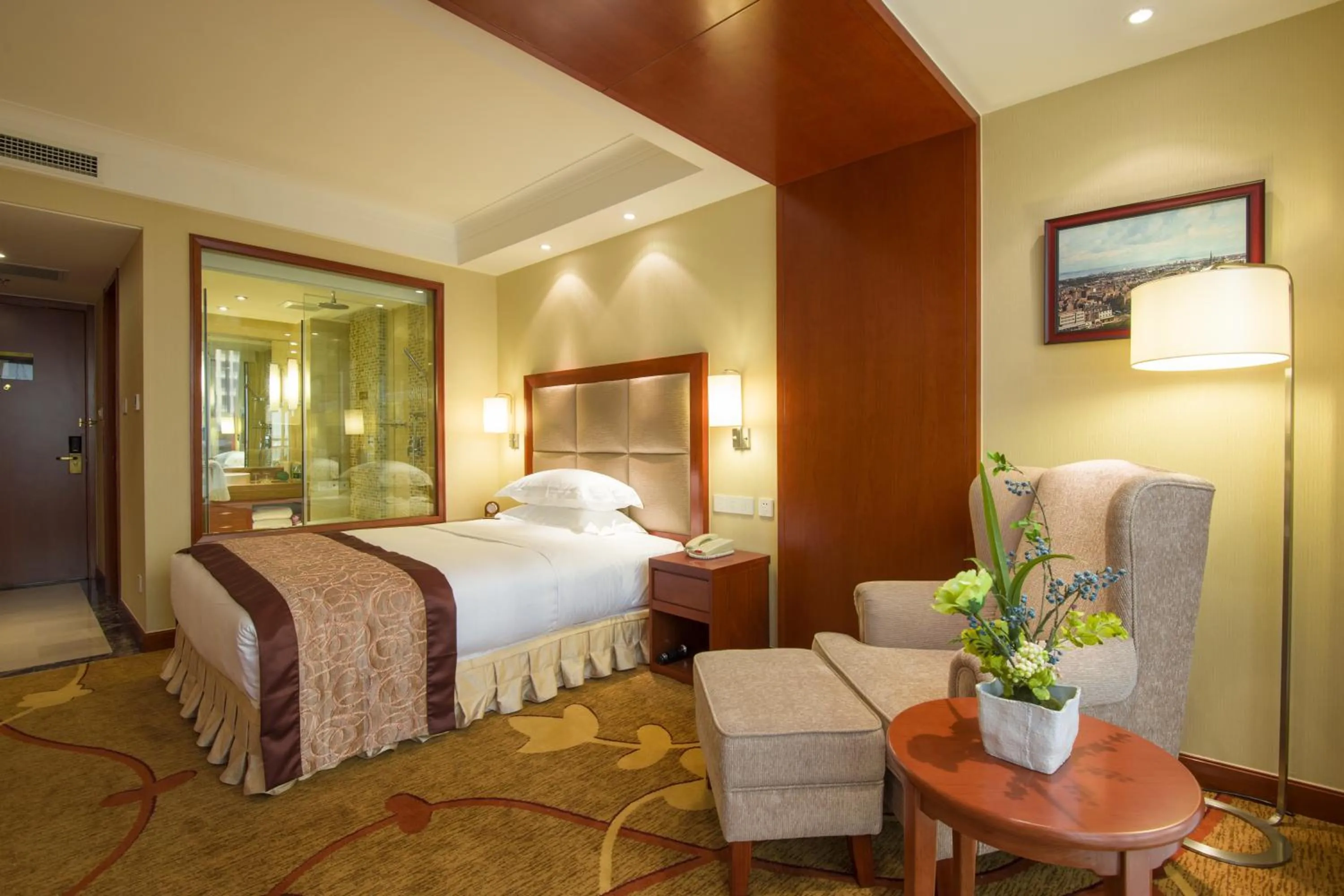 Photo of the whole room, Bed in Avic Hotel Beijing