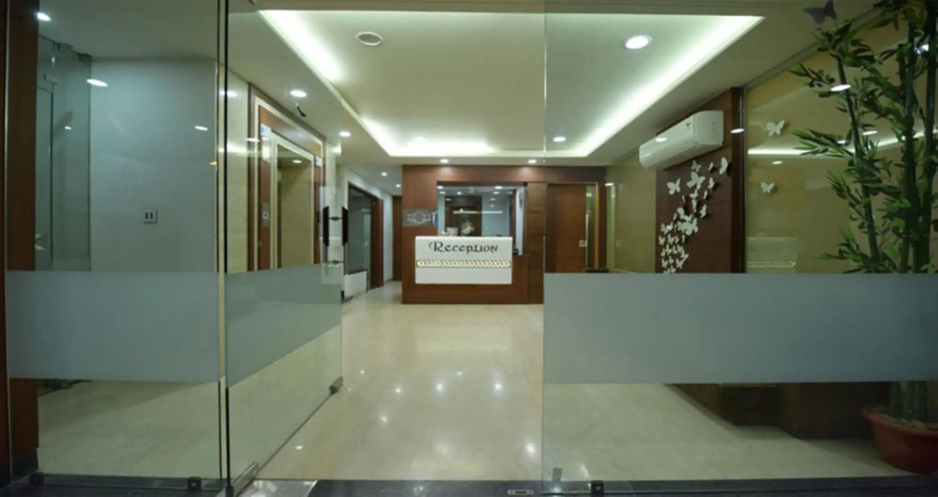 Lobby or reception in Hotel Alankar Palace Lobby or reception in Hotel Alankar Palace