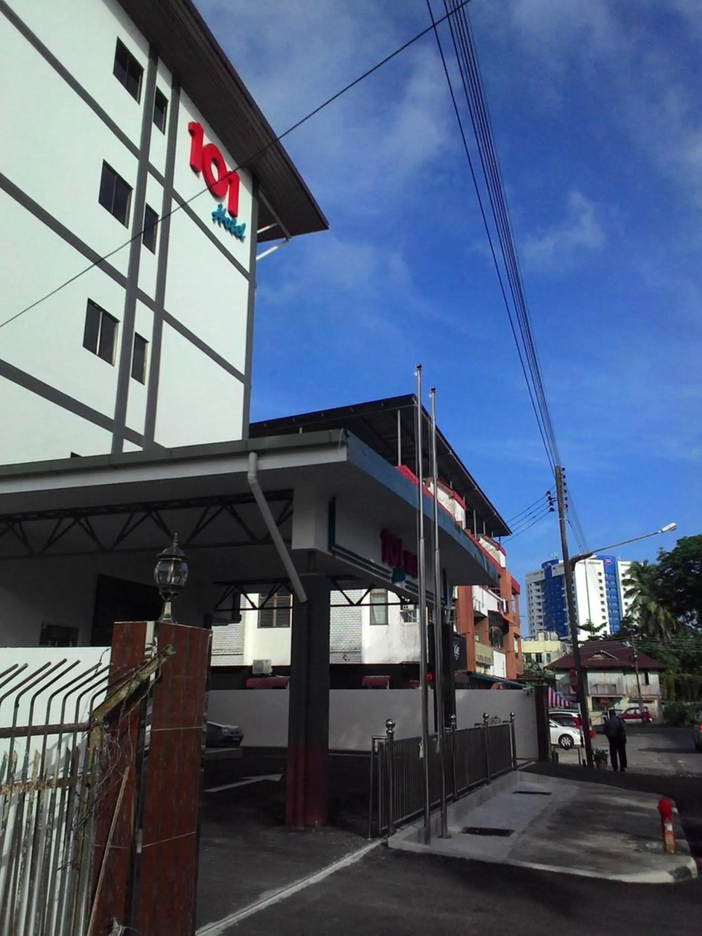 Facade/entrance in 101 Hotel Facade/entrance in 101 Hotel