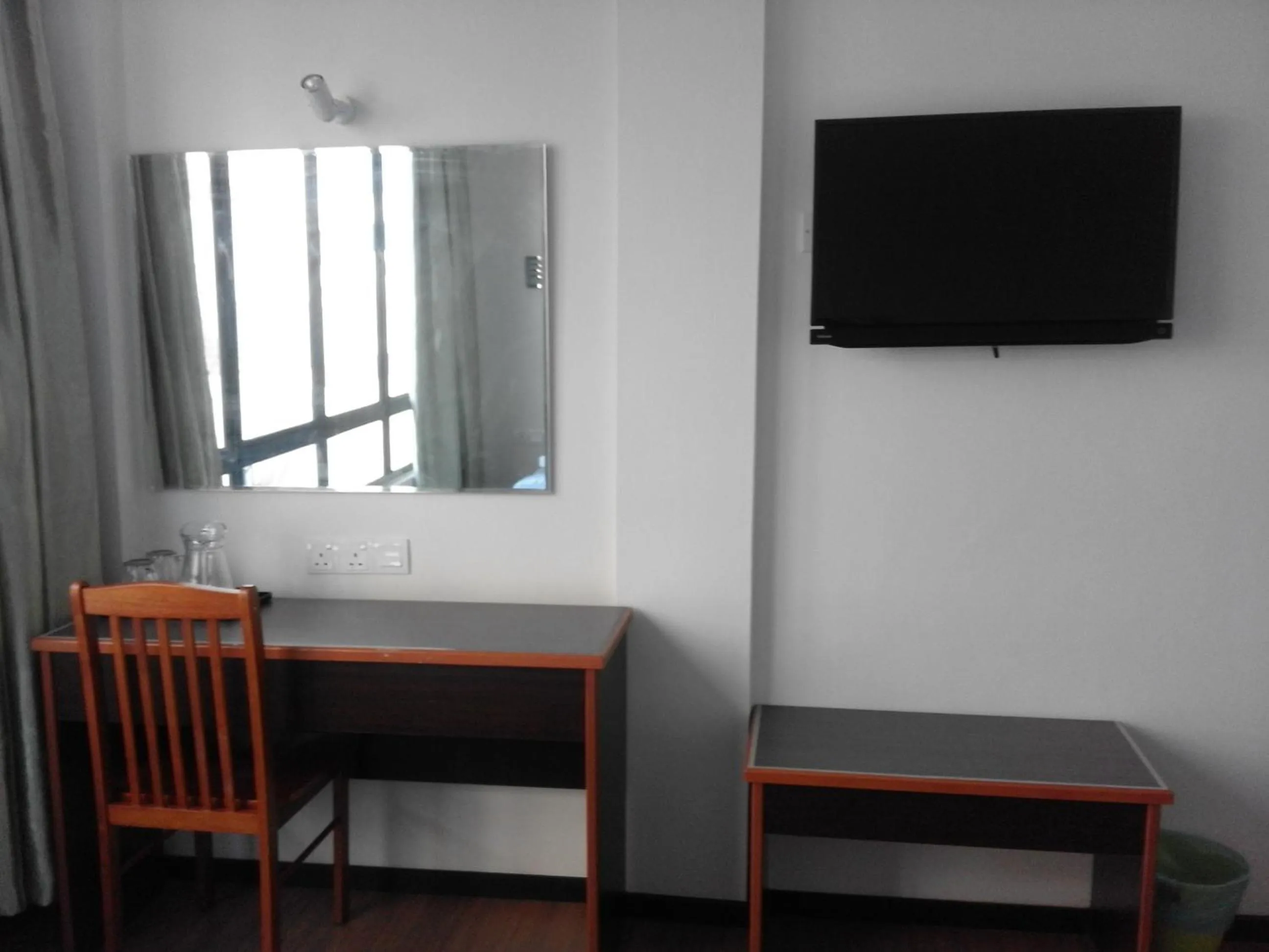 TV and multimedia in 101 Hotel