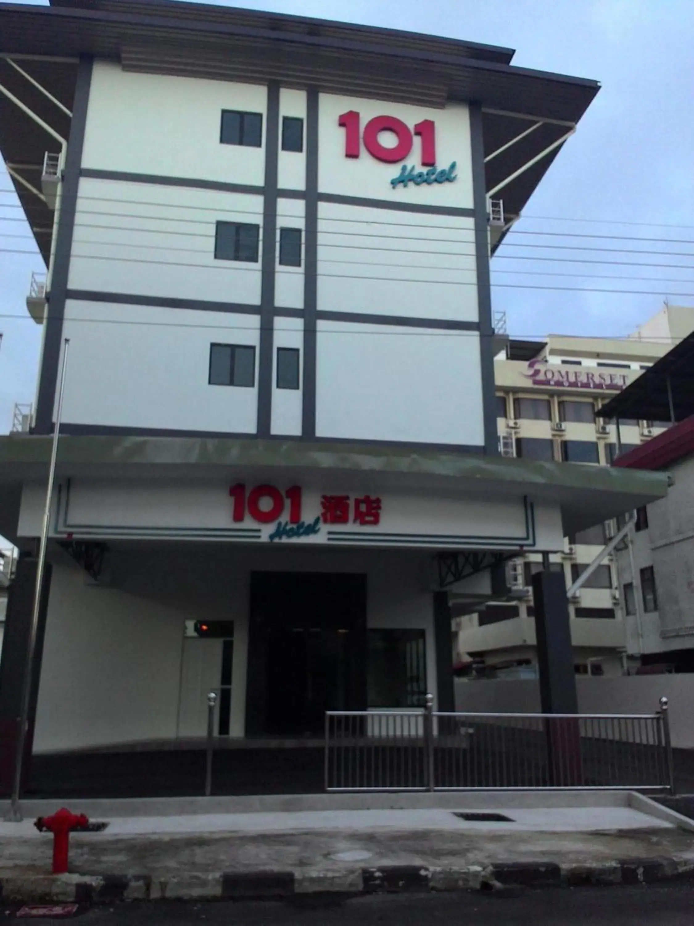 Facade/entrance in 101 Hotel Facade/entrance in 101 Hotel