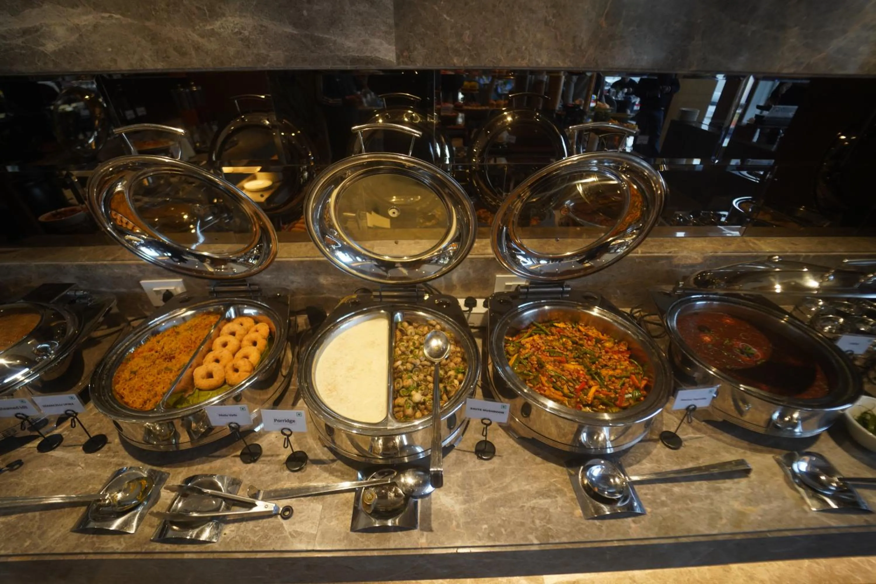 Buffet breakfast in Best Western Swaran Amritsar