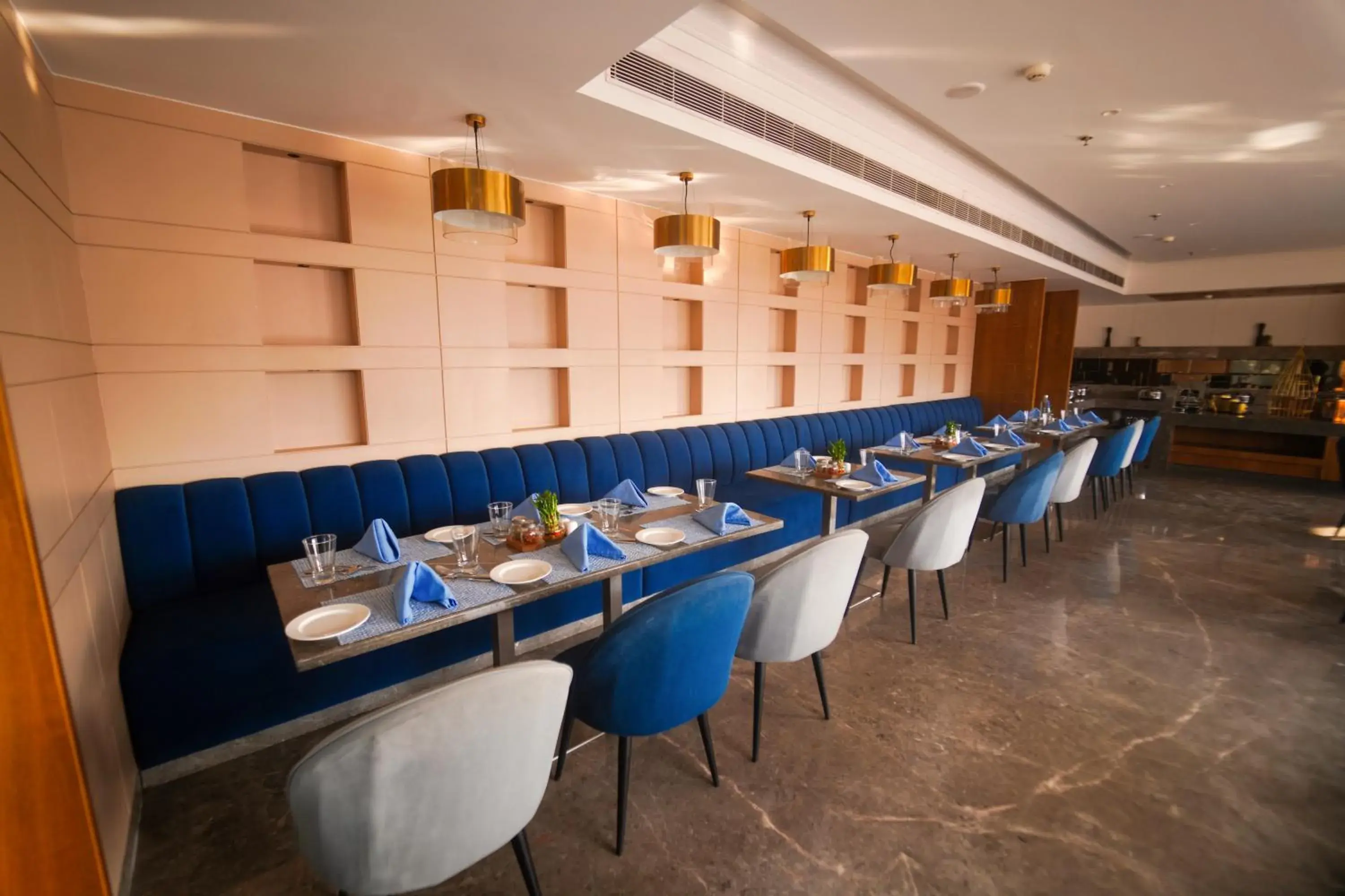 Restaurant/places to eat in Best Western Swaran Amritsar Restaurant/places to eat in Best Western Swaran Amritsar