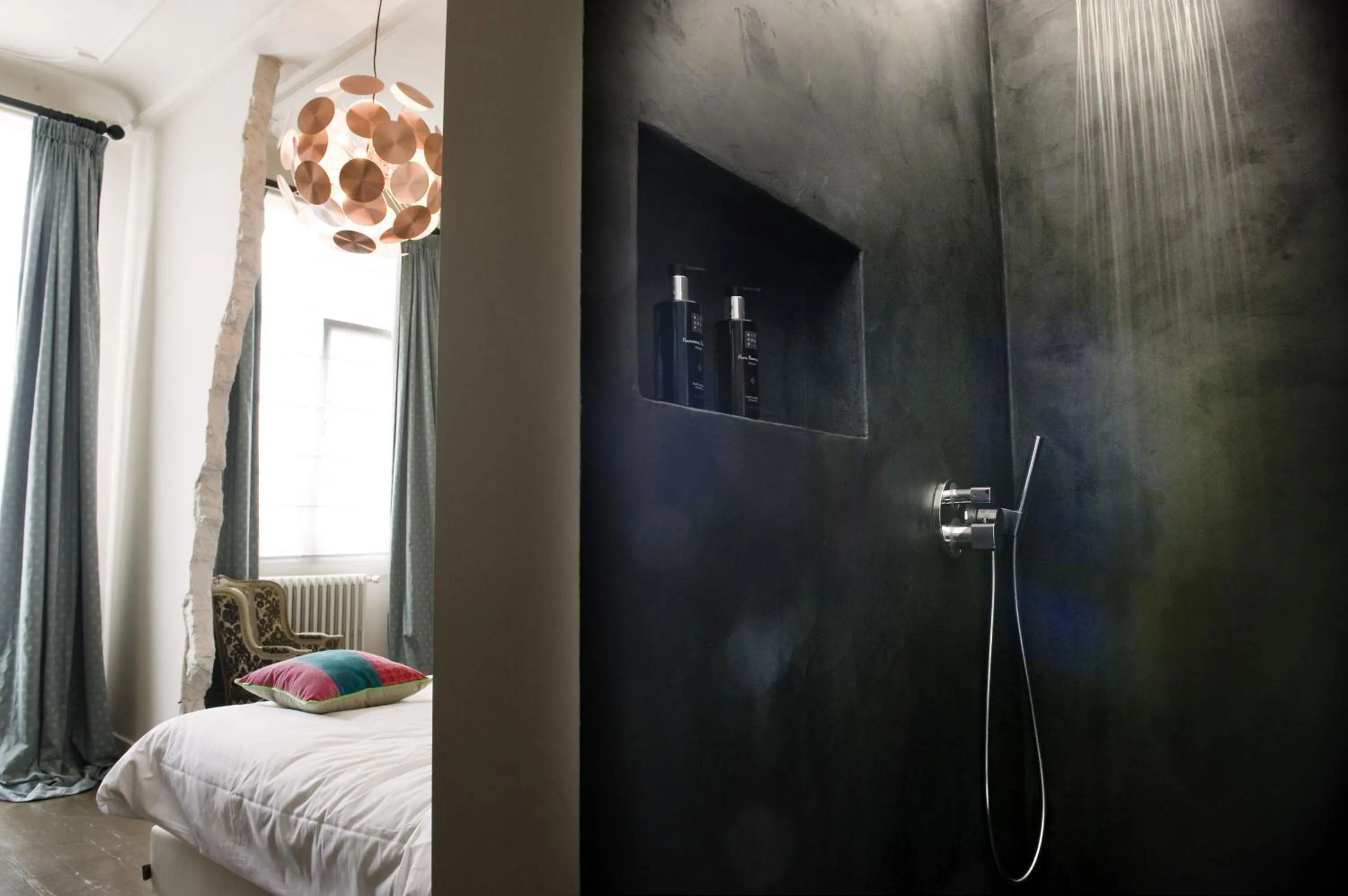 Shower, Bed in Ganda Rooms & Suites