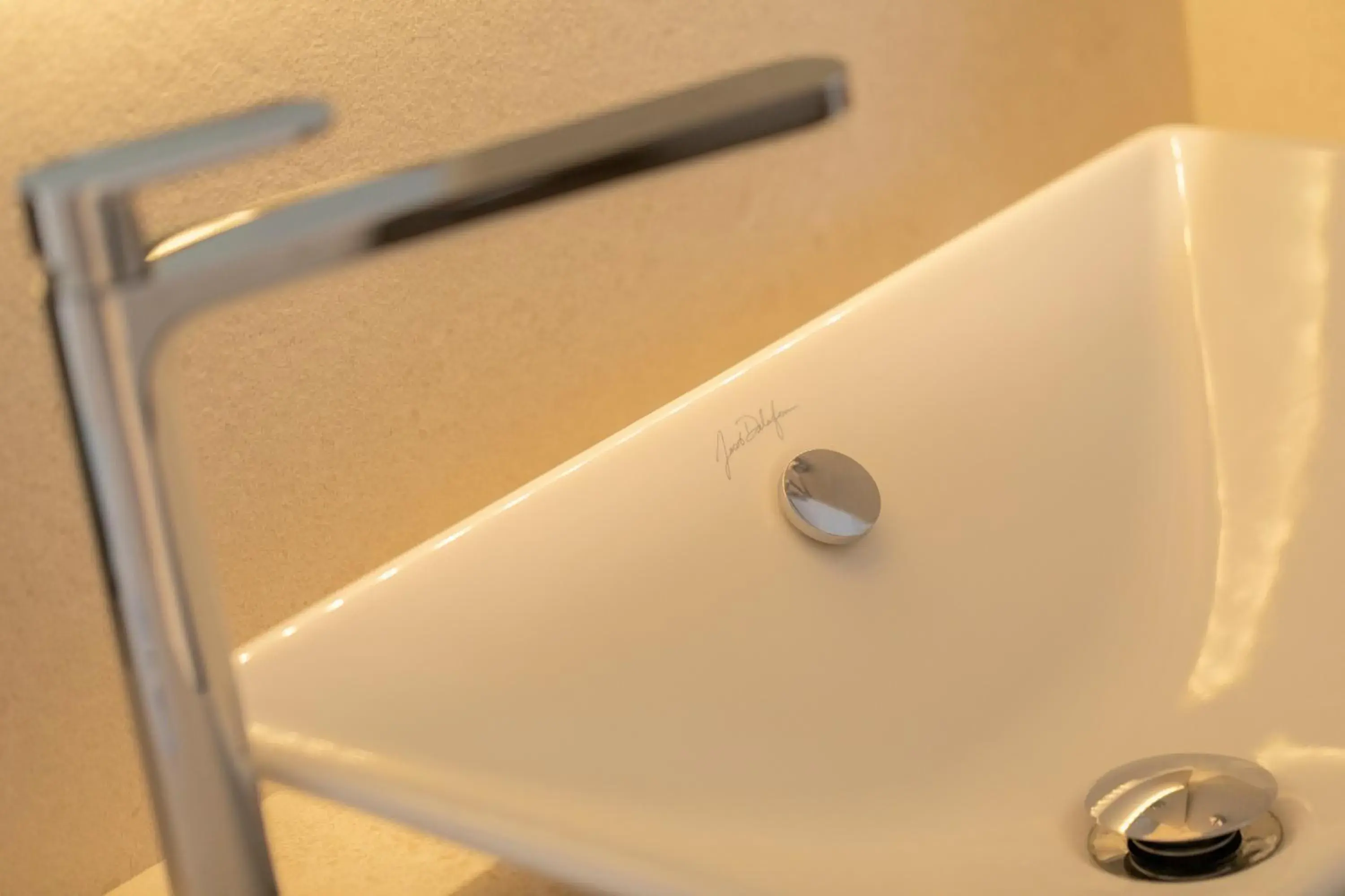 Bathroom in Bordoy Cosmopolitan Bathroom in Bordoy Cosmopolitan