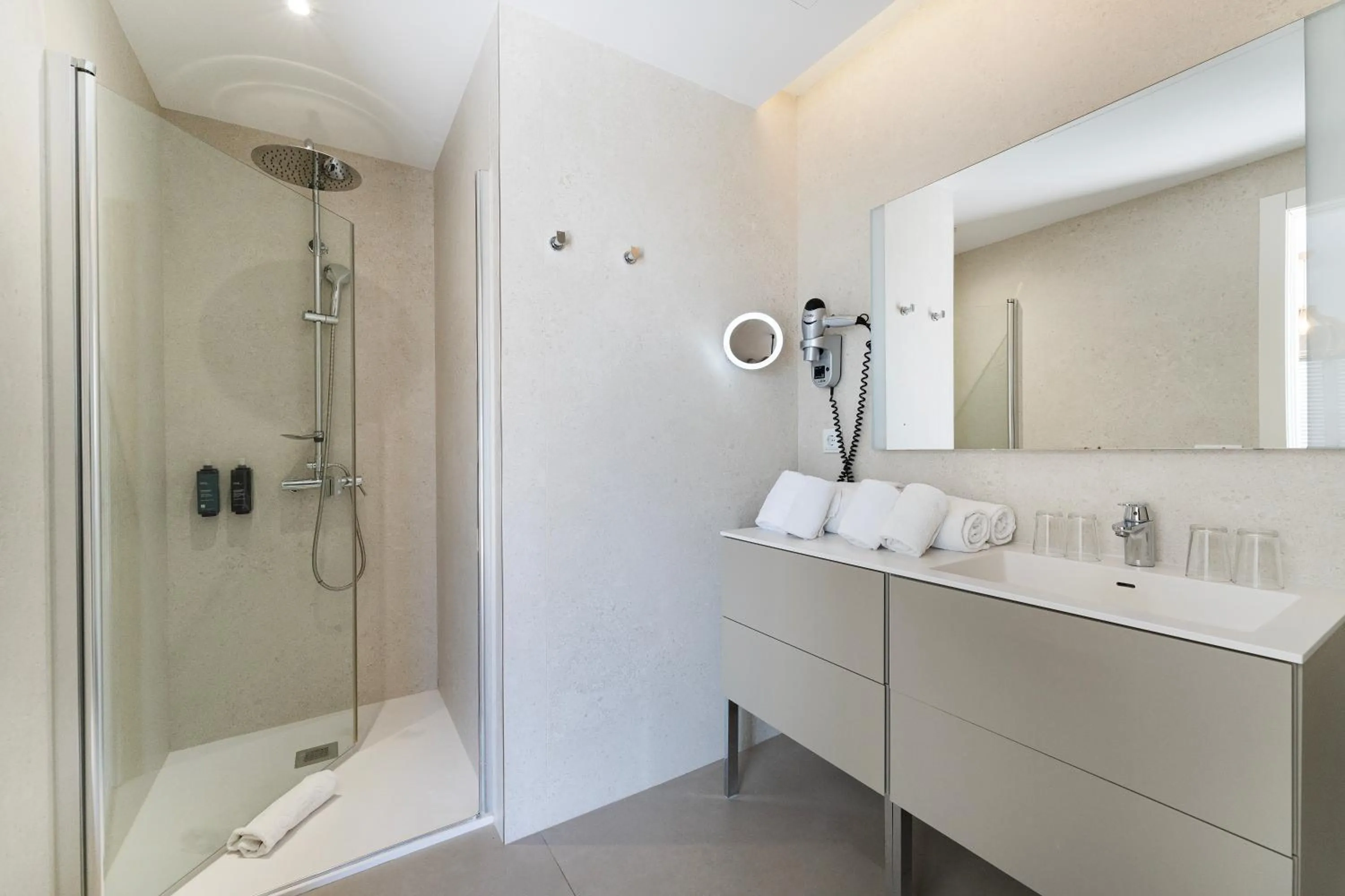 Bathroom in Bordoy Cosmopolitan