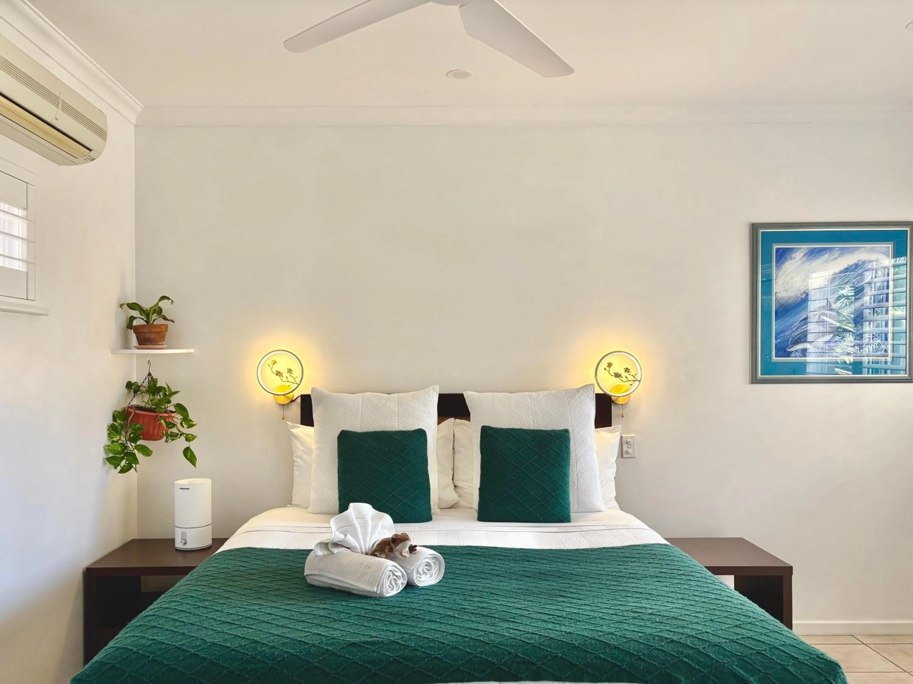 Bed in Gecko Lodge Kalbarri