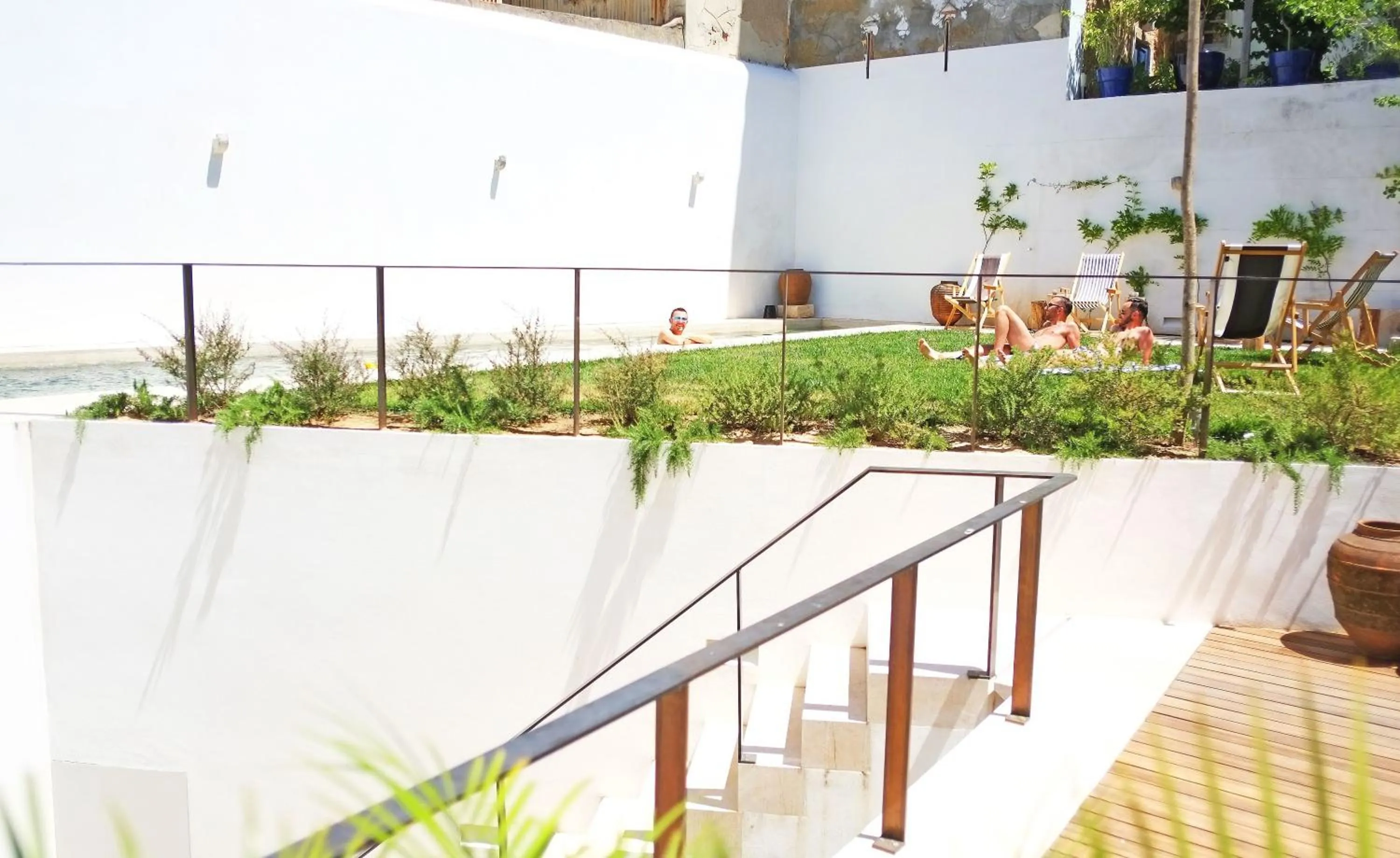 Garden in The Late Birds Lisbon - Gay Urban Resort