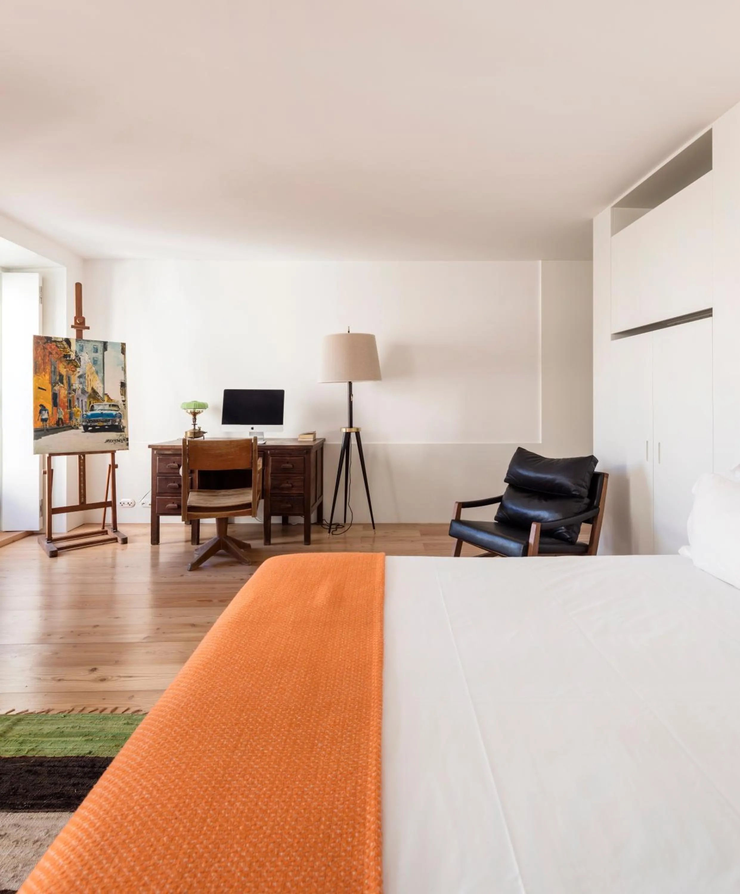 Bed in The Late Birds Lisbon - Gay Urban Resort