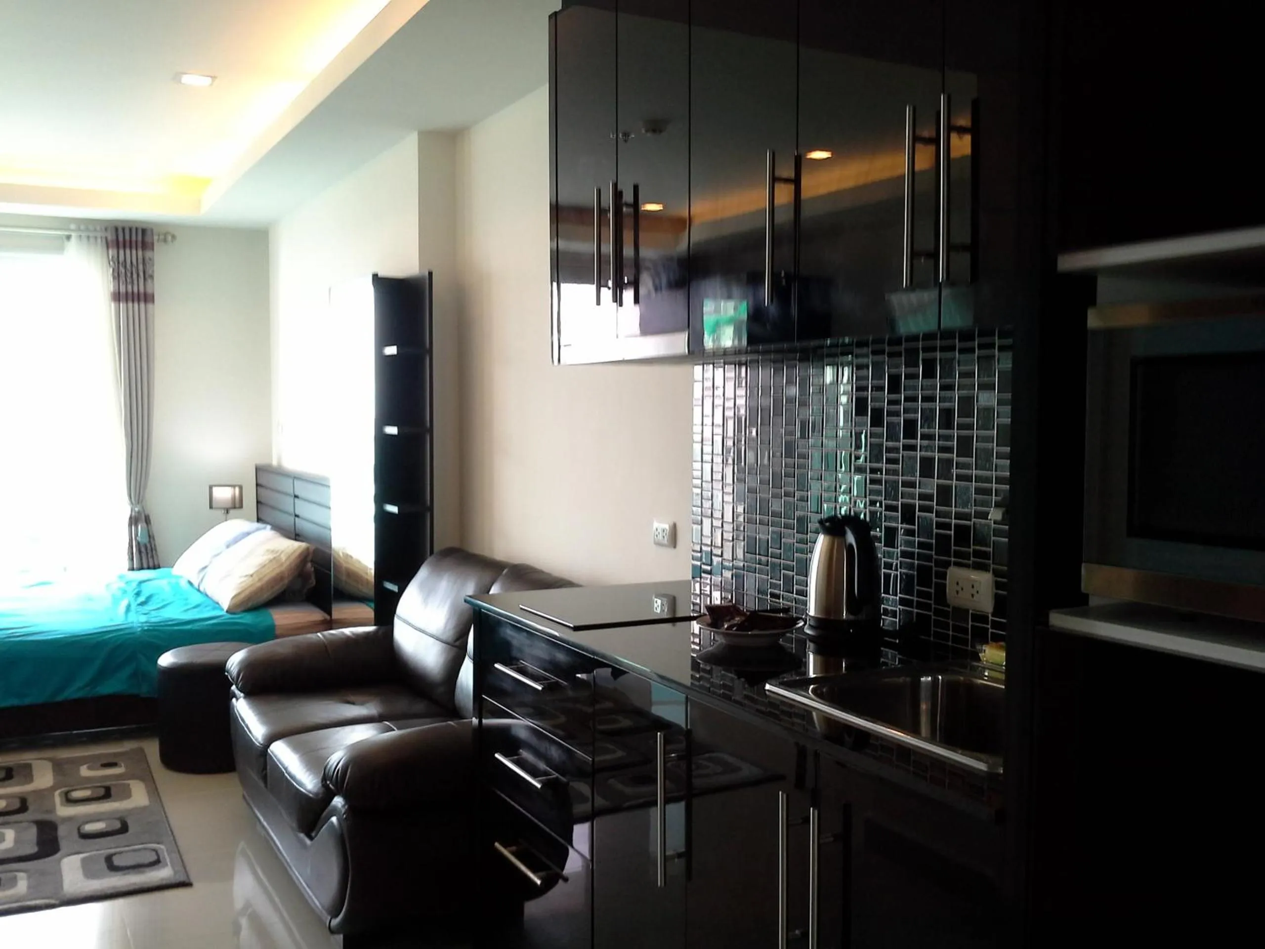 Bed in Cosy Beach View Apartments