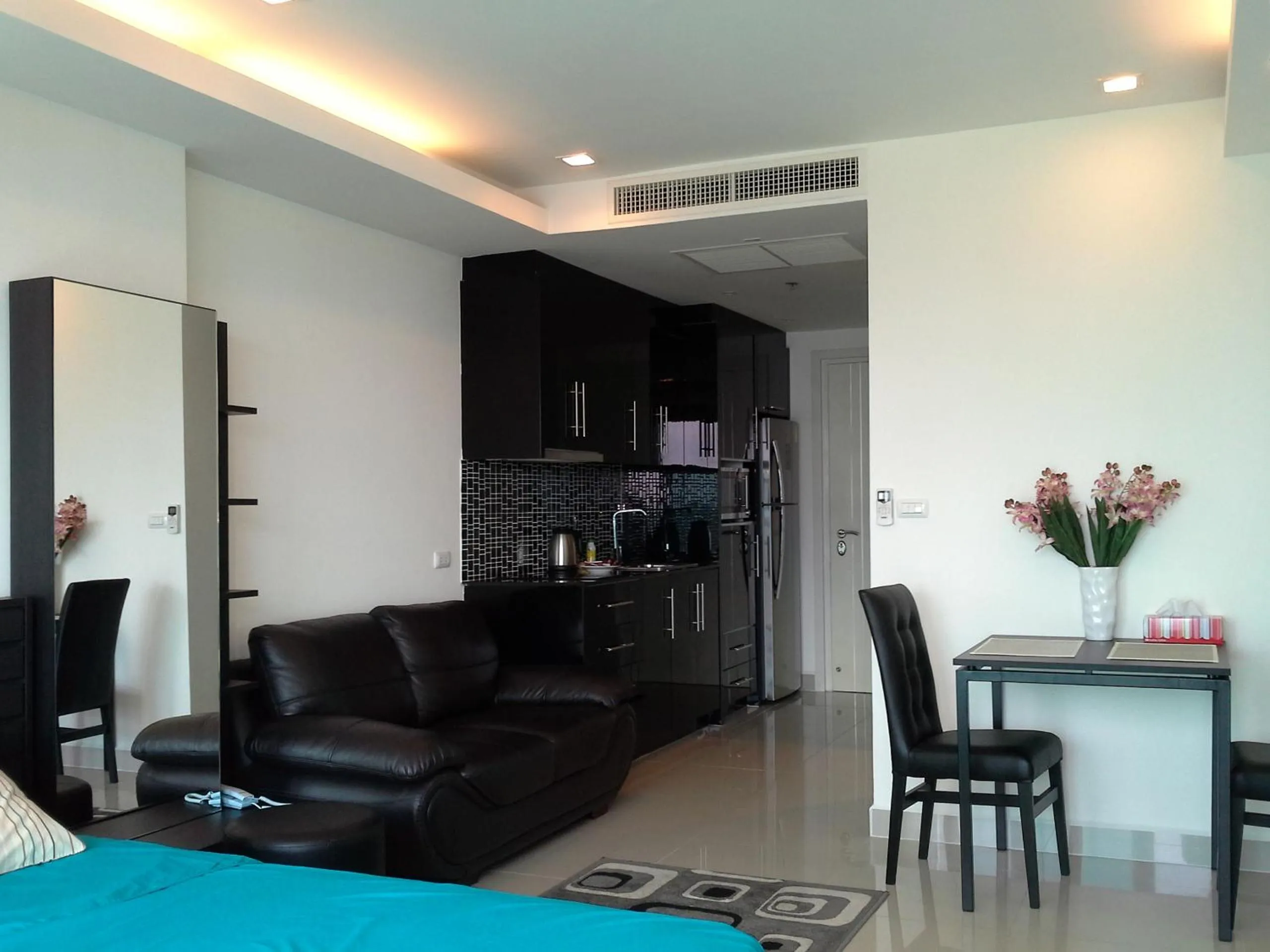 Kitchen or kitchenette in Cosy Beach View Apartments