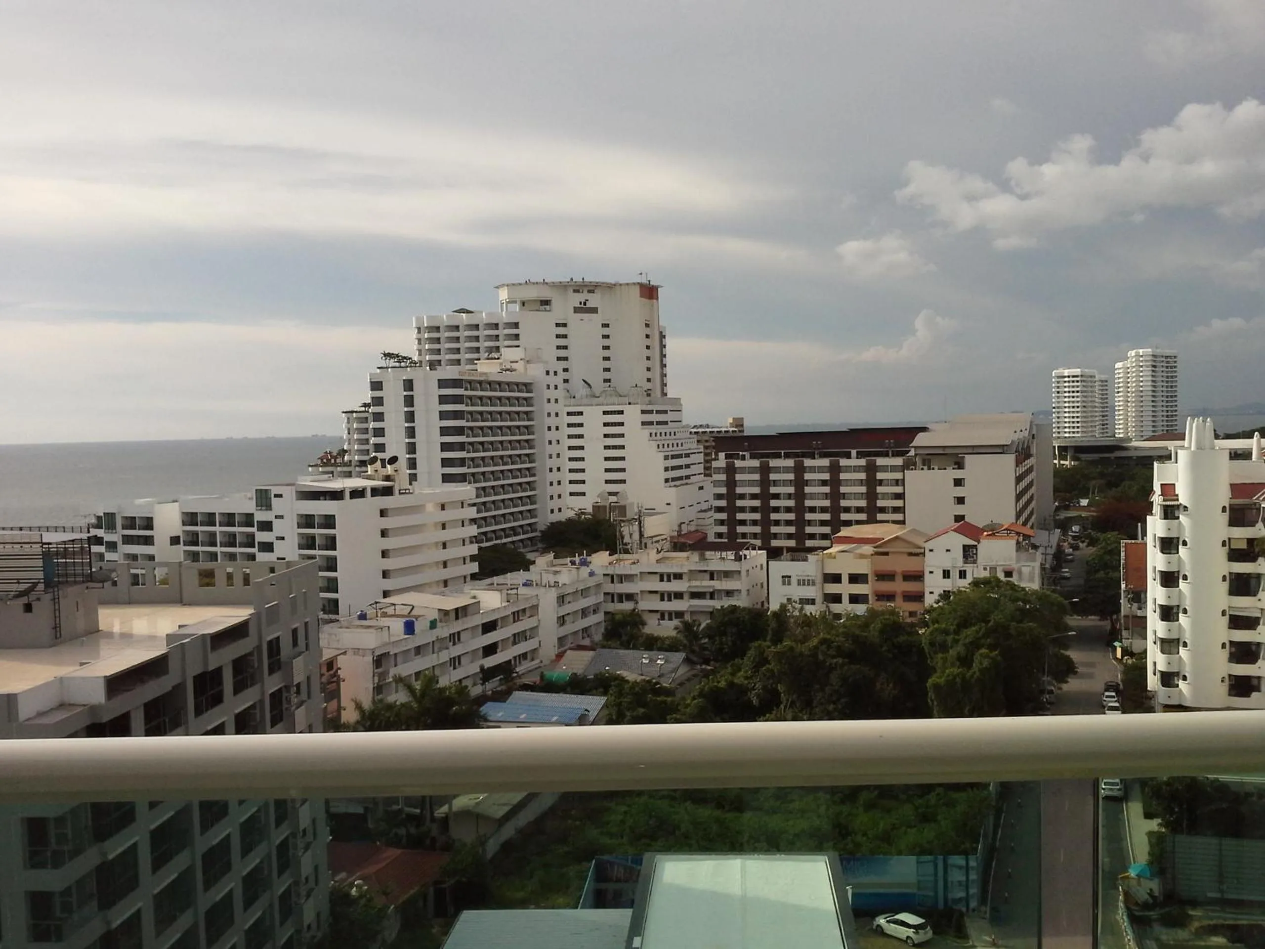 City view in Cosy Beach View Apartments