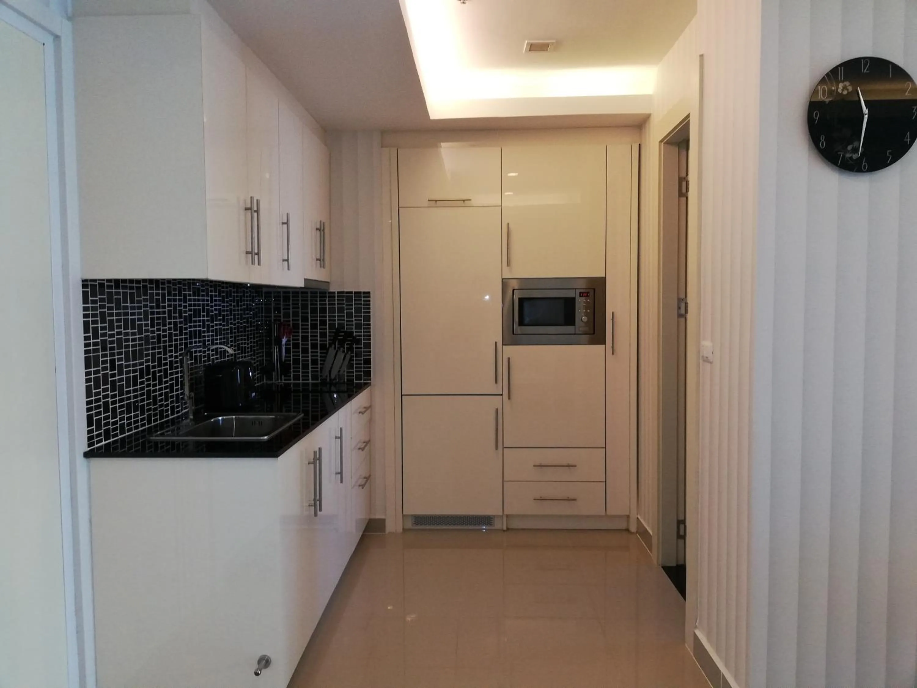 Kitchen or kitchenette in Cosy Beach View Apartments