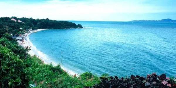 Beach in Cosy Beach View Apartments