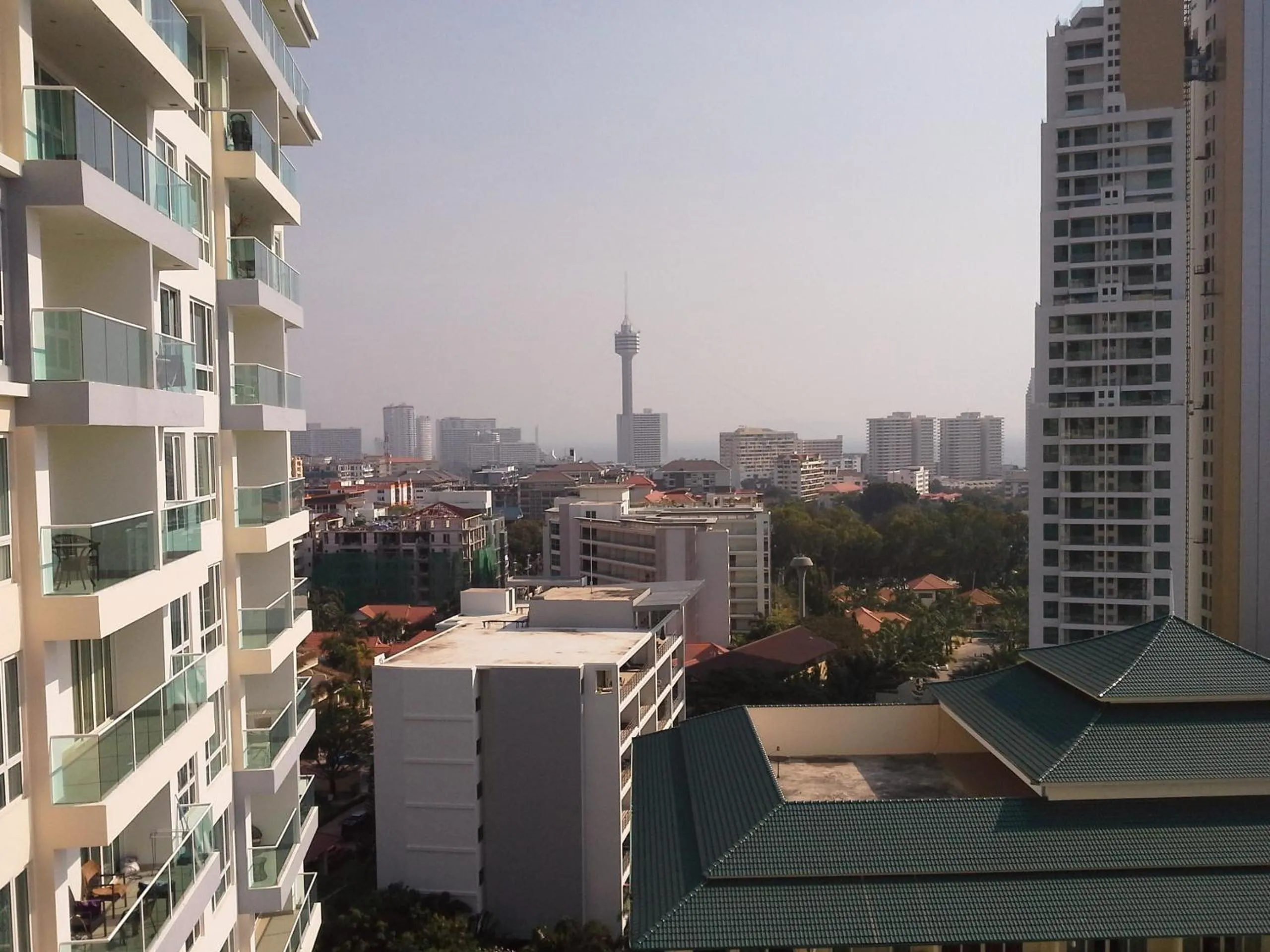 City view in Cosy Beach View Apartments