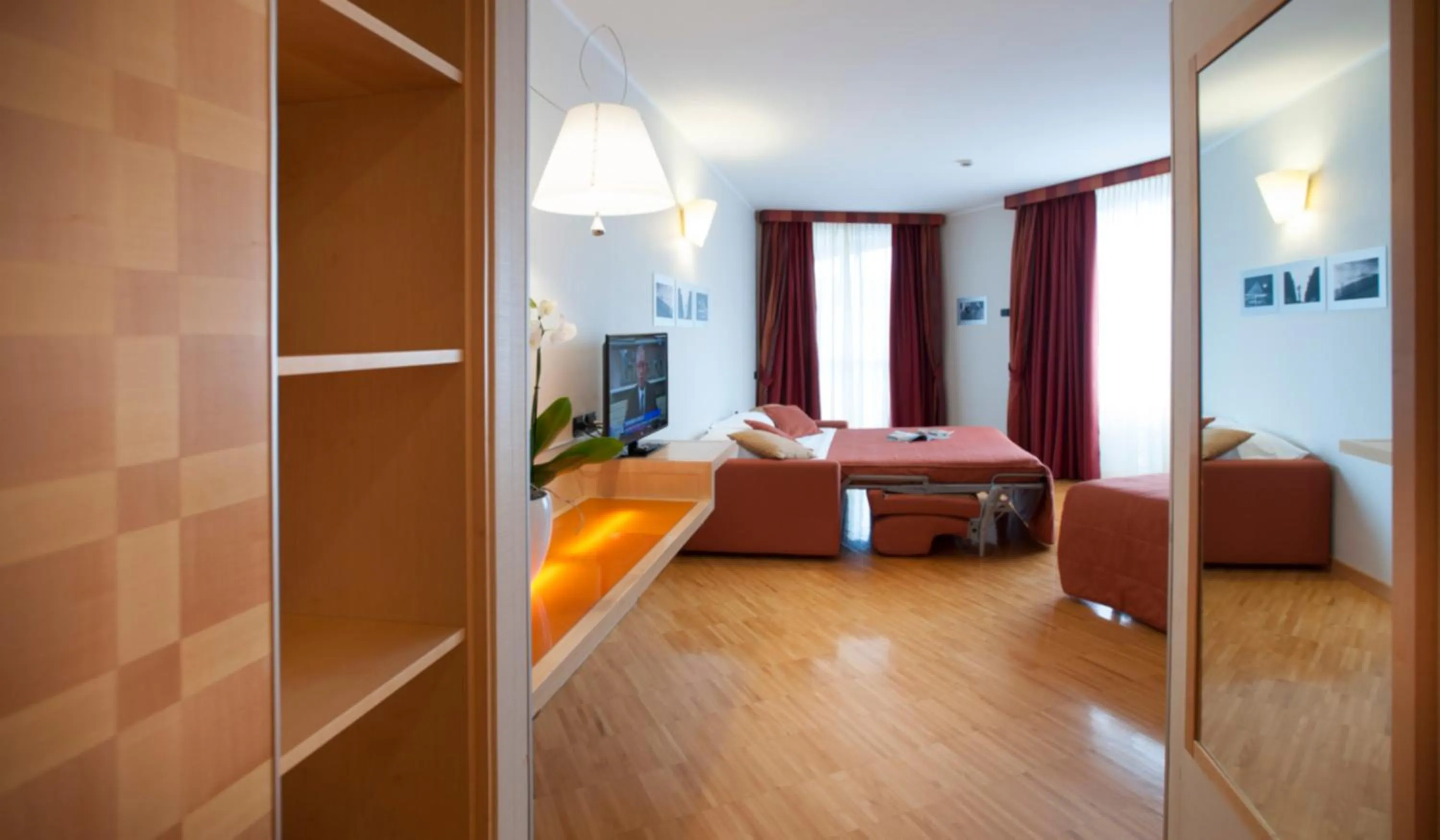 Bed in AlbaResidence Masera26