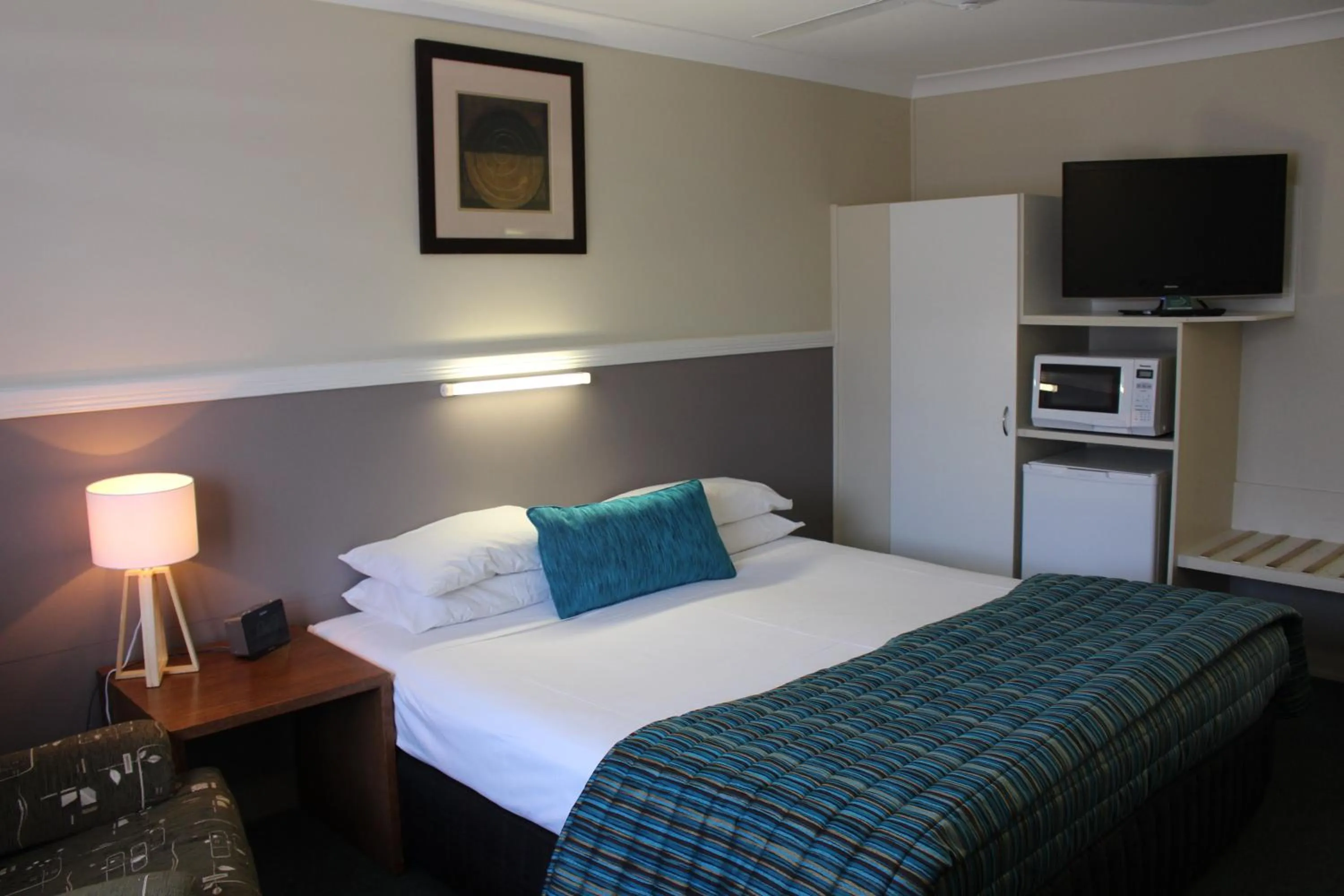 Property building, Bed in Motel Northview Mackay