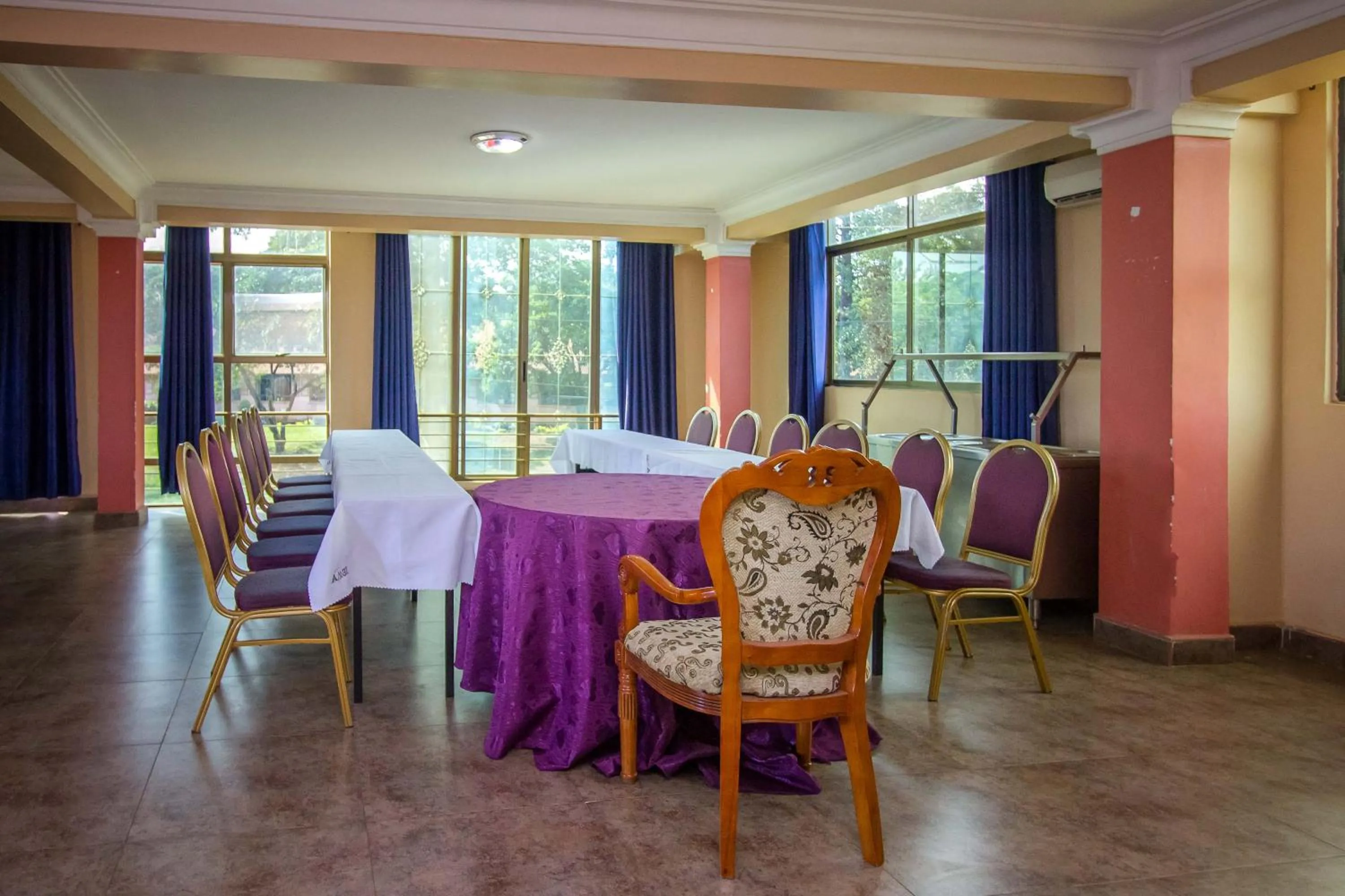 Meeting/conference room in Eight Winx Hotel