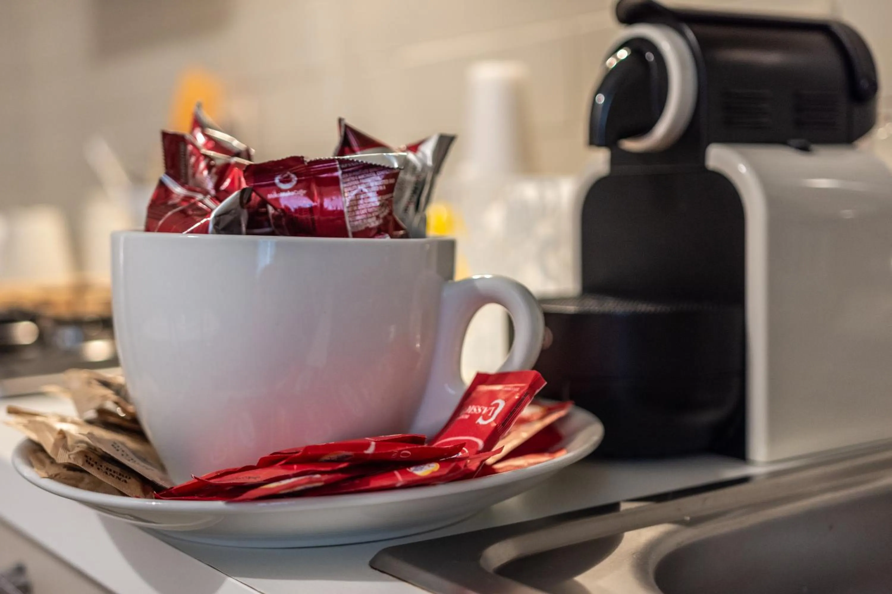 Coffee/tea facilities in B&B Cairoli