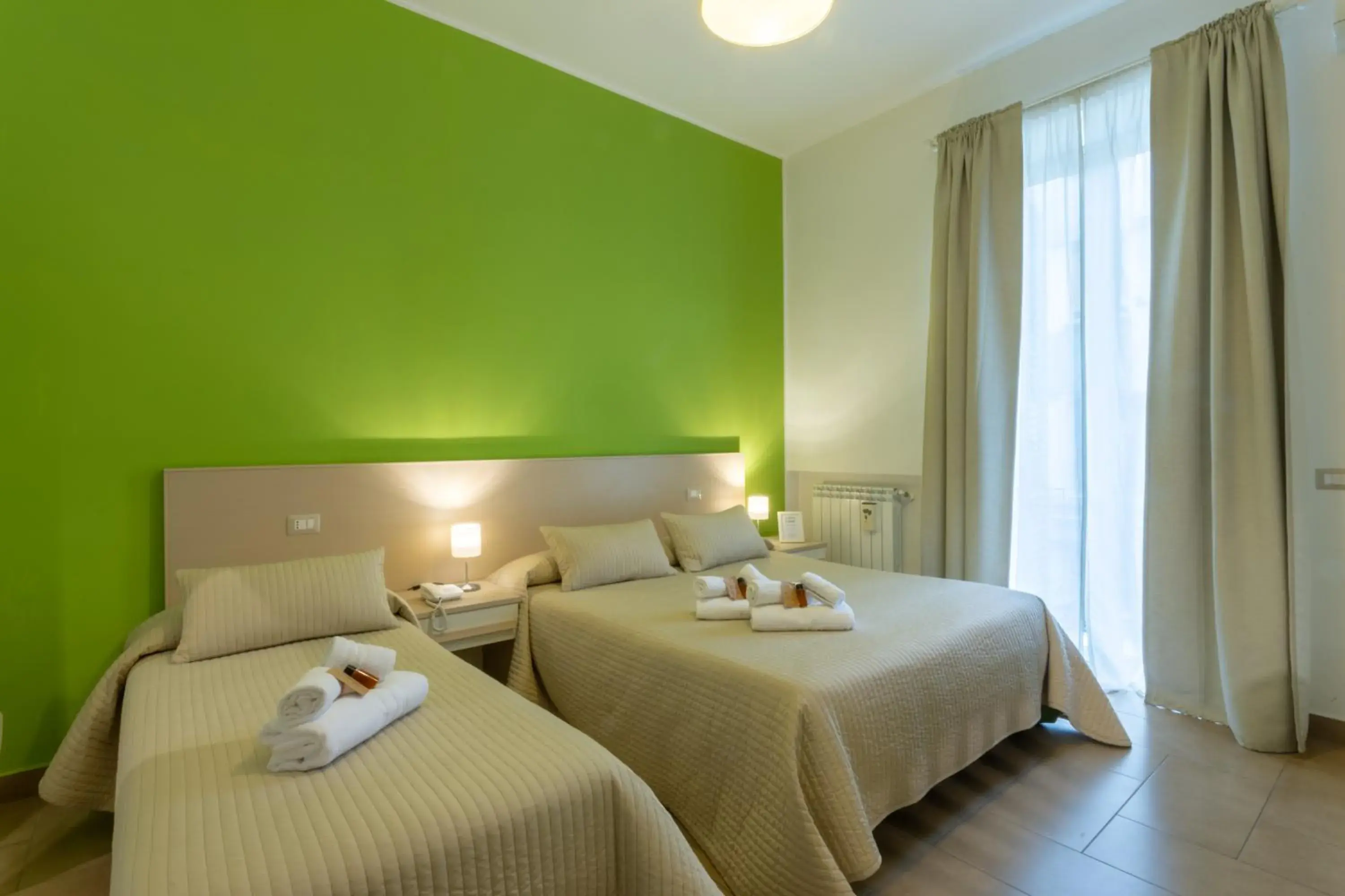 Triple Room - single occupancy in B&B Cairoli Triple Room - single occupancy in B&B Cairoli