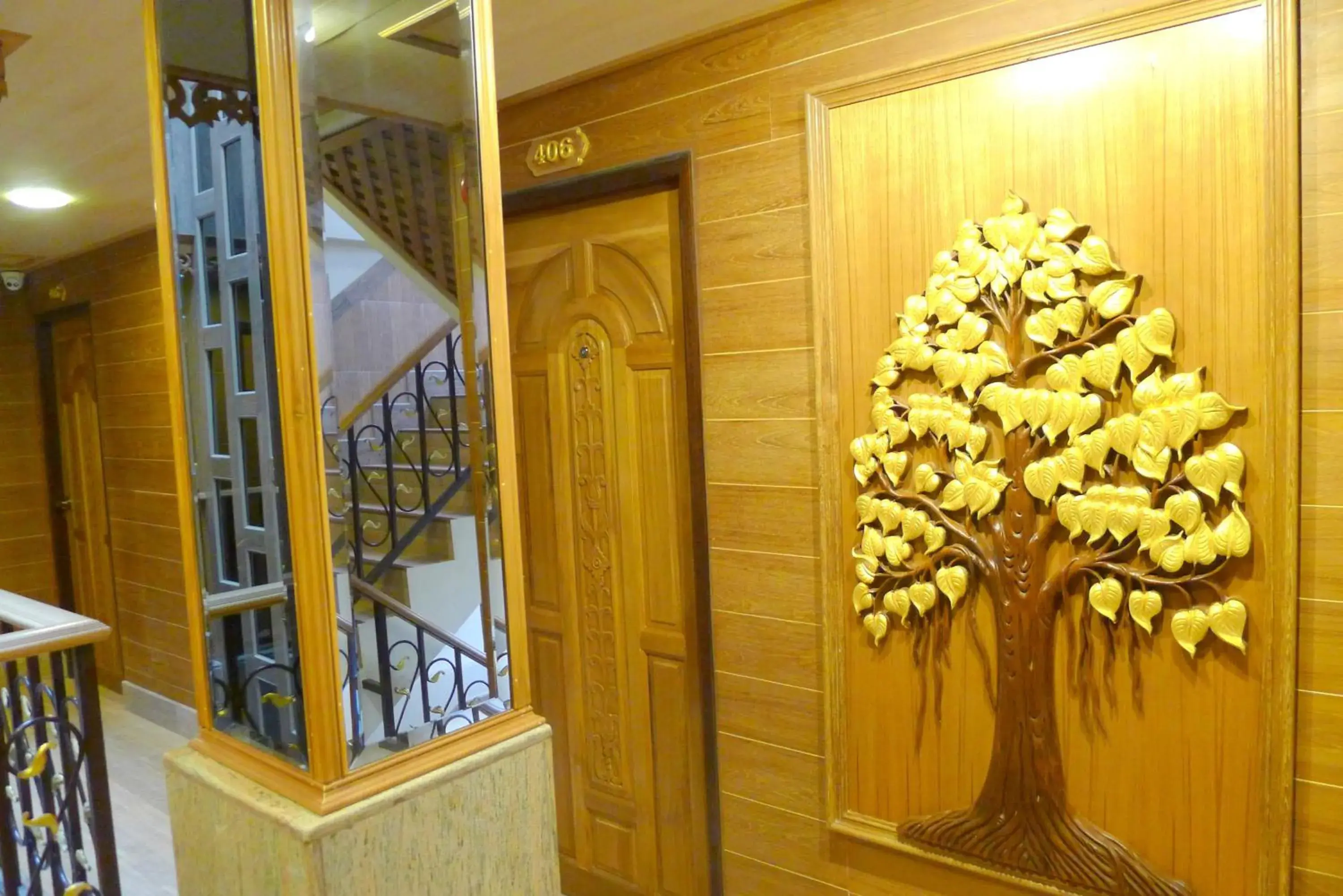 Property building in Tanee Place Property building in Tanee Place