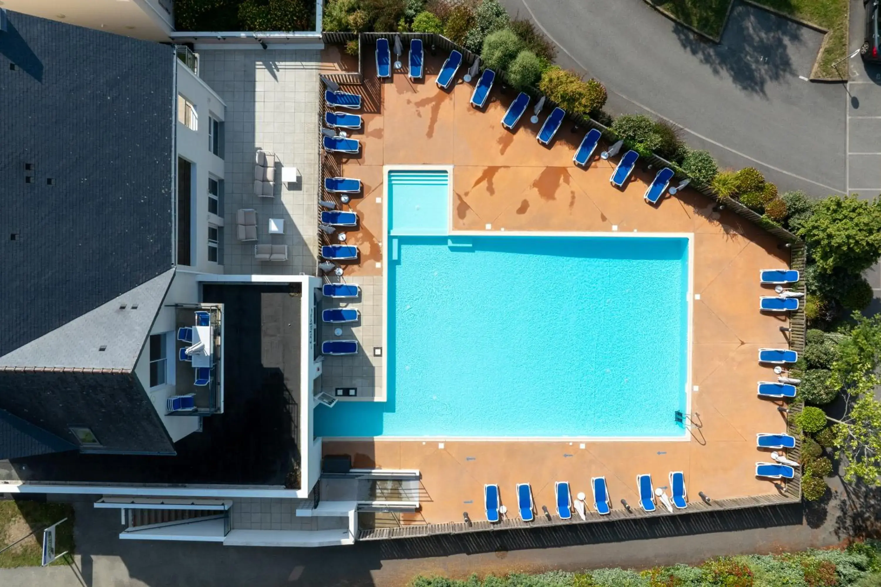 Swimming pool in Résidence Odalys Les Iles du Morbihan Swimming pool in Résidence Odalys Les Iles du Morbihan