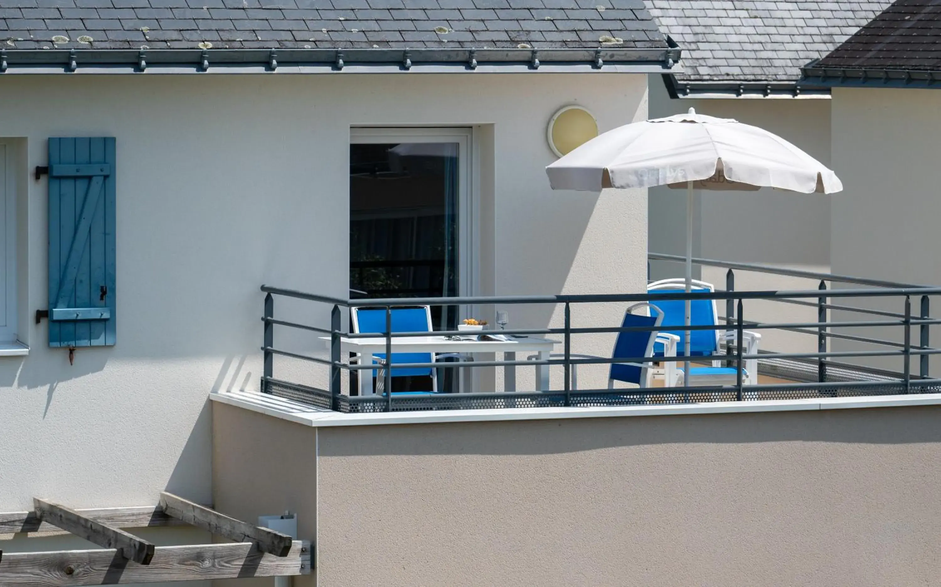 Balcony/Terrace in Résidence Odalys Les Iles du Morbihan Balcony/Terrace in Résidence Odalys Les Iles du Morbihan