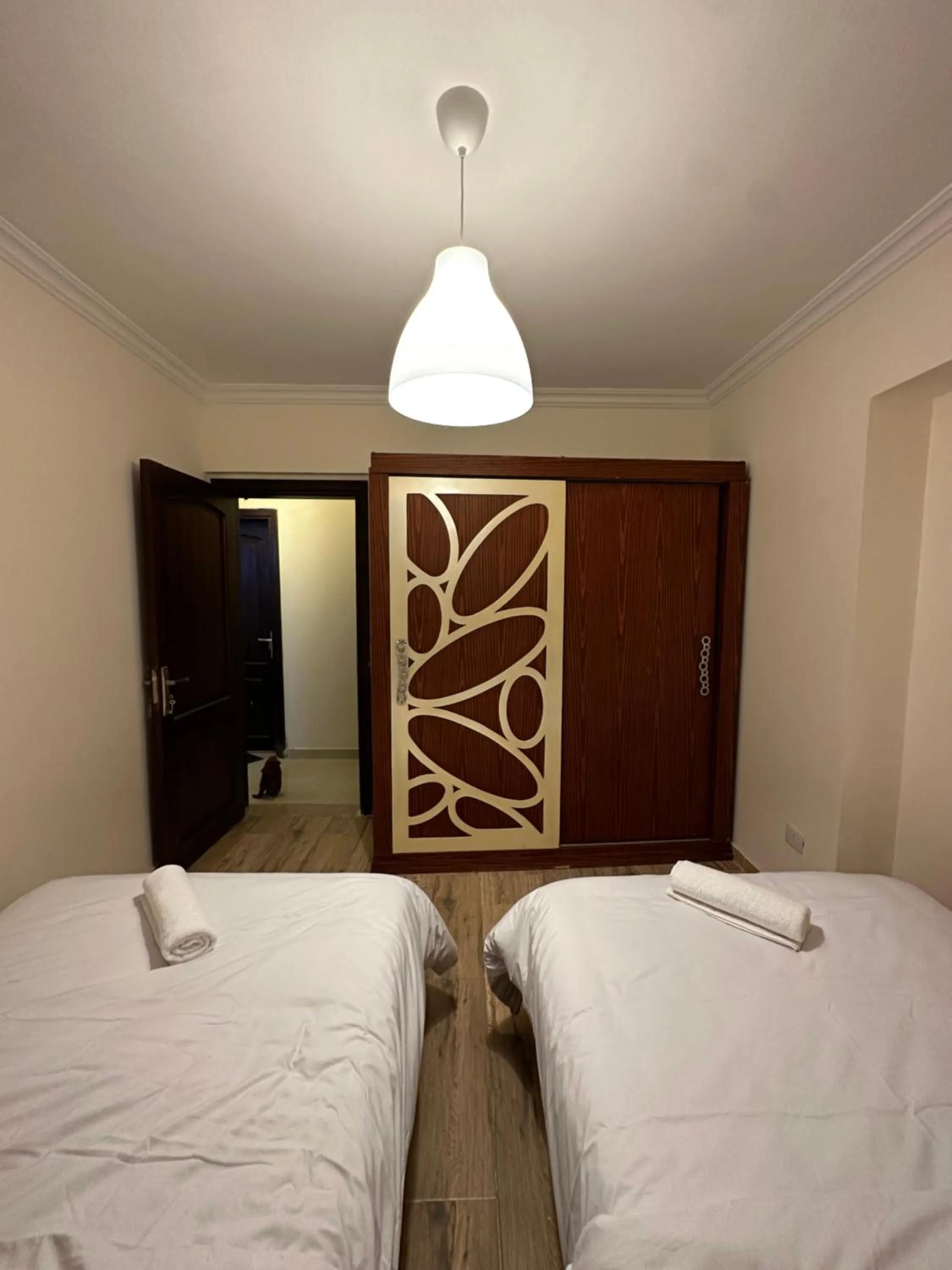 Bed in JRE-EG modern aprt Sheikh Zayed