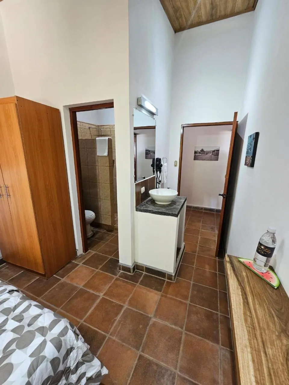 Bathroom, Bed in Nica Valley