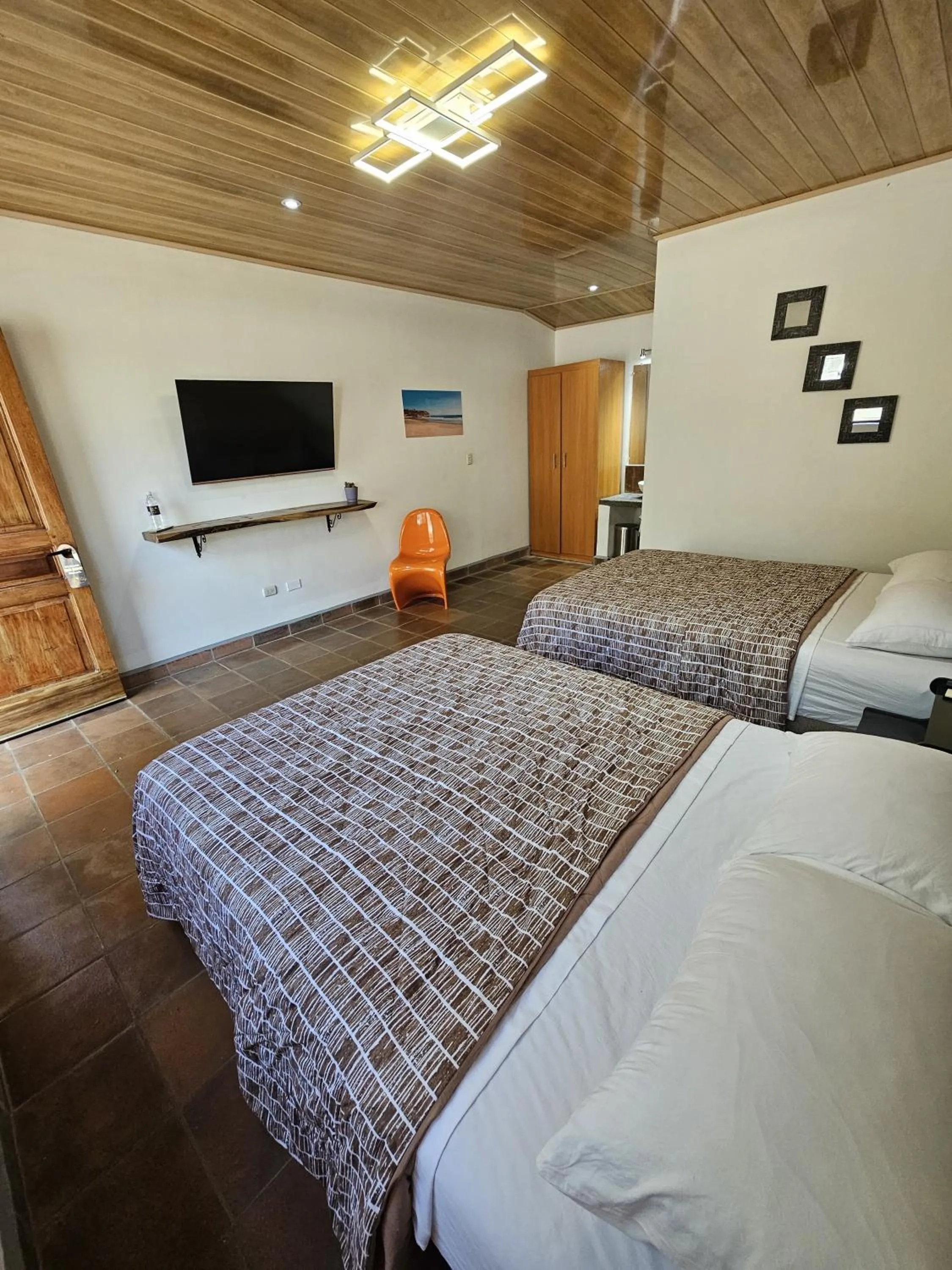 TV and multimedia, Bed in Nica Valley