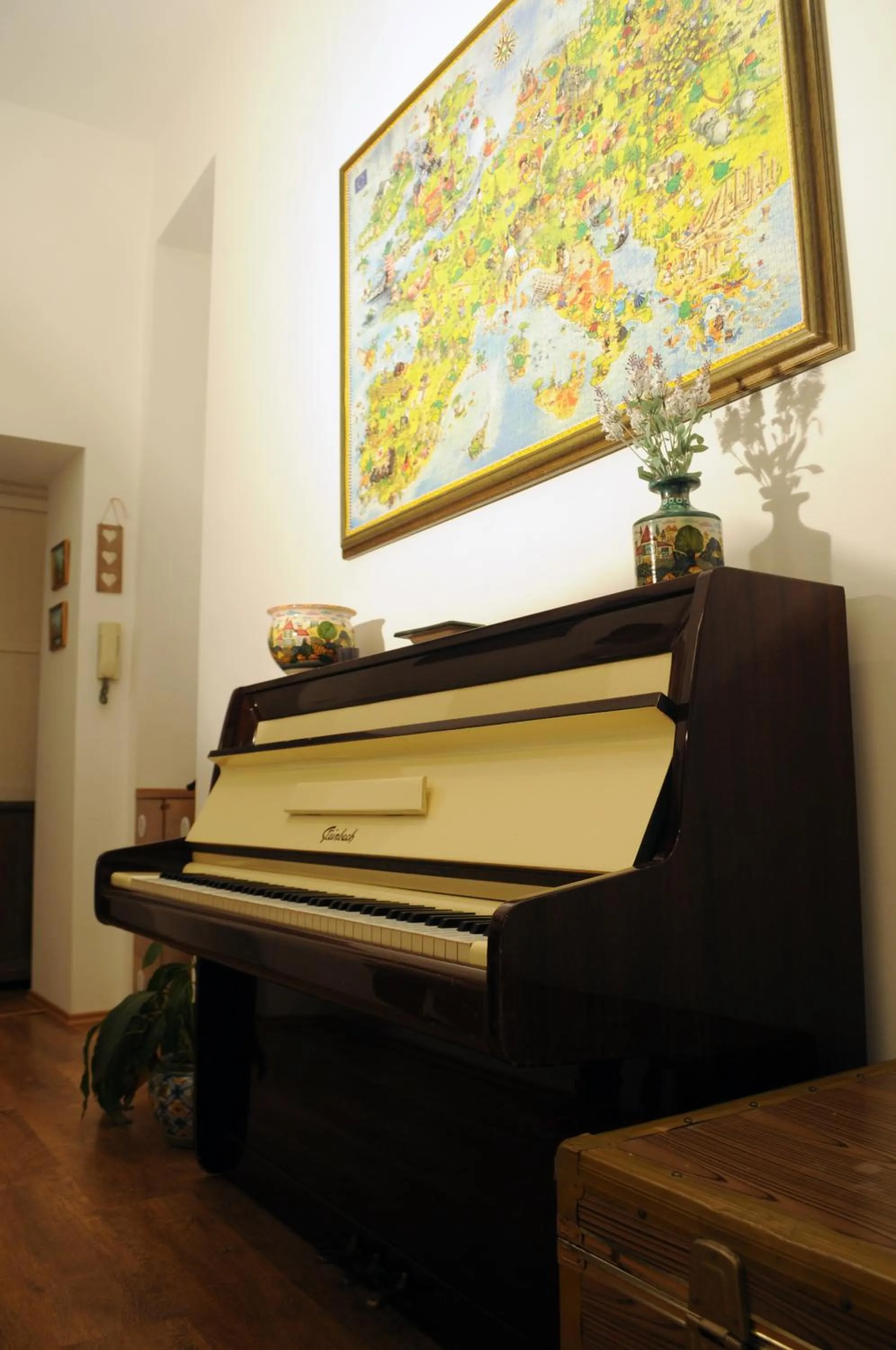 Decorative detail in Napoli Pietrasanta LT