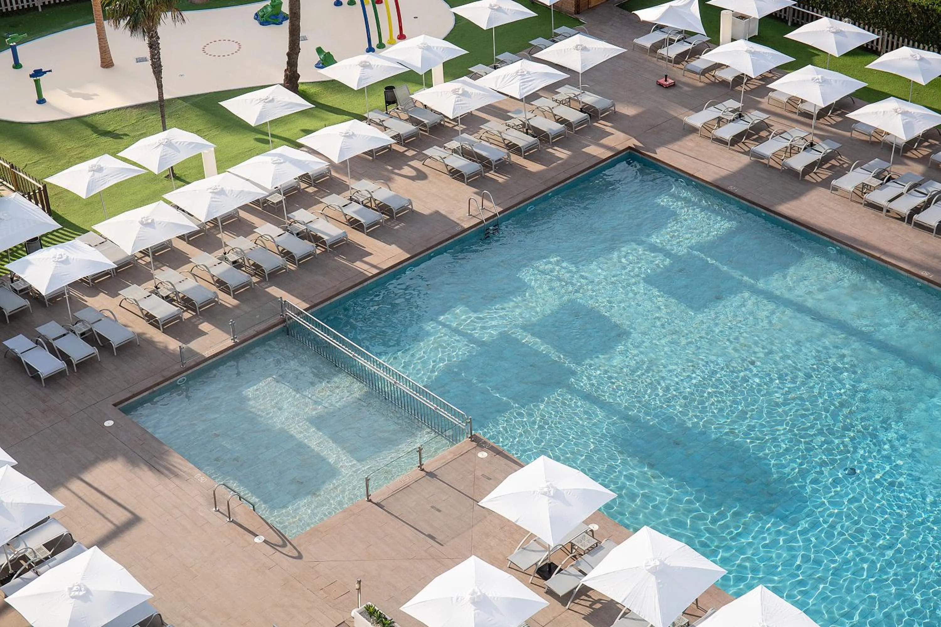 Swimming pool in BQ Delfín Azul Hotel