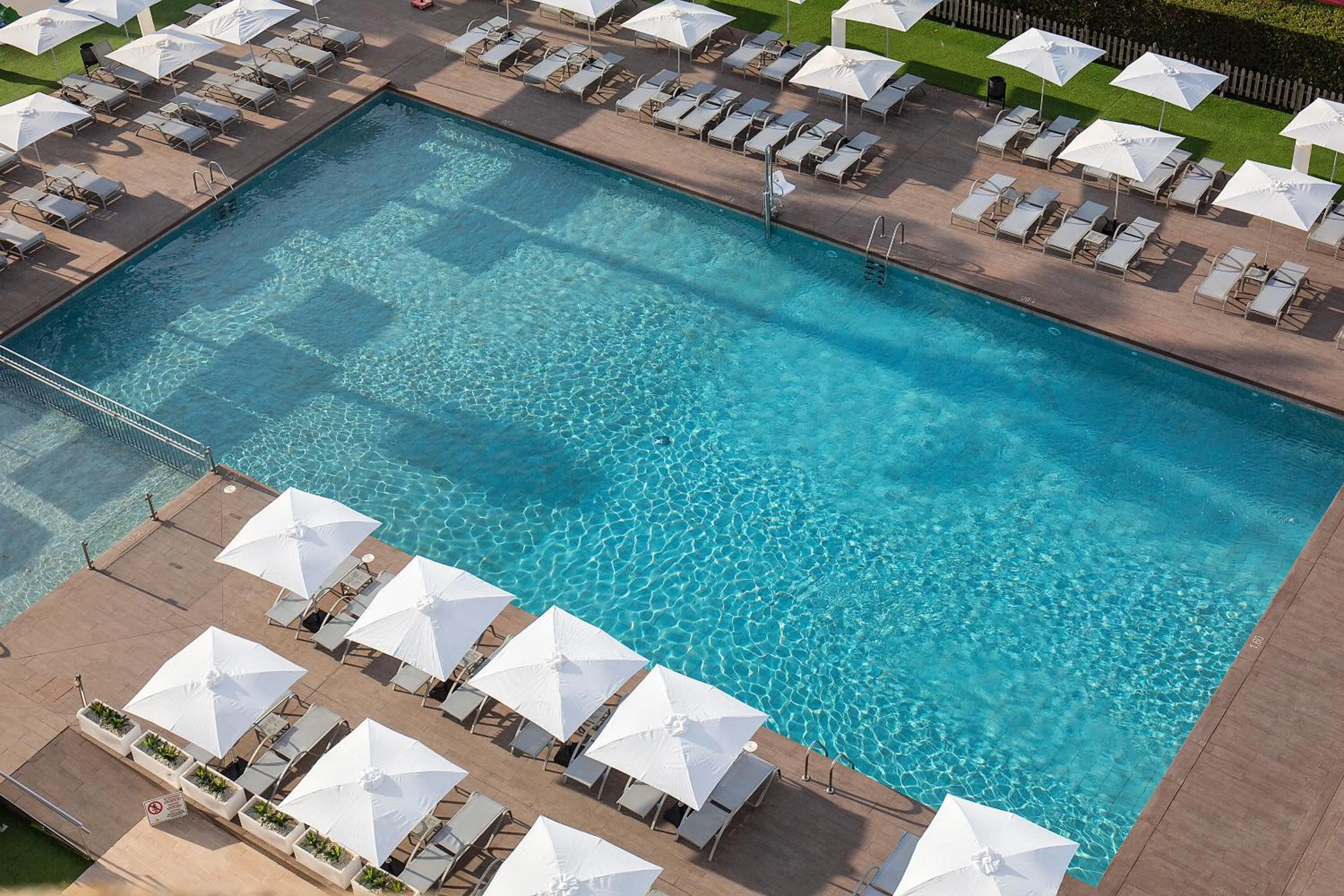 Pool view in BQ Delfín Azul Hotel