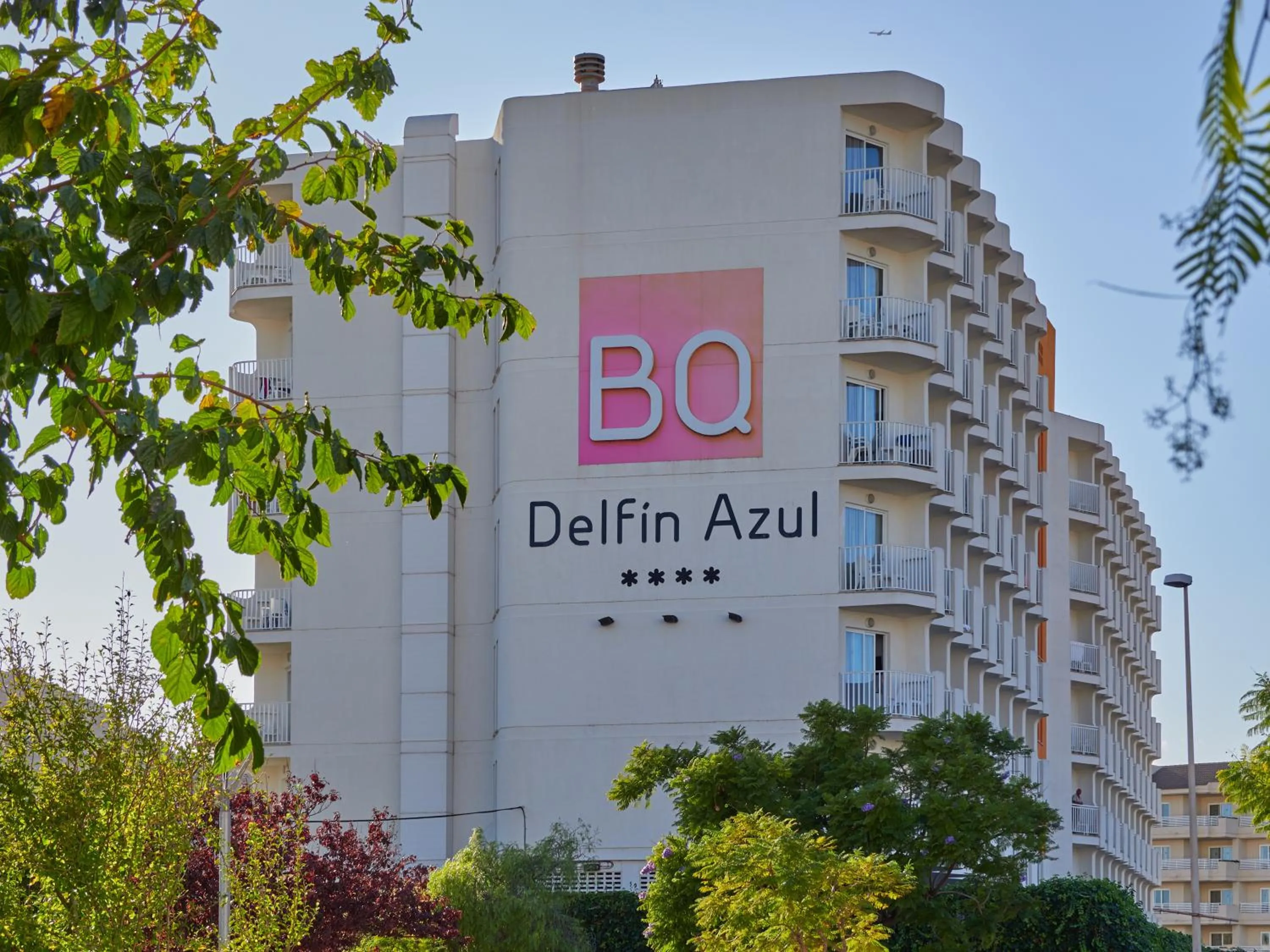 Property building in BQ Delfín Azul Hotel