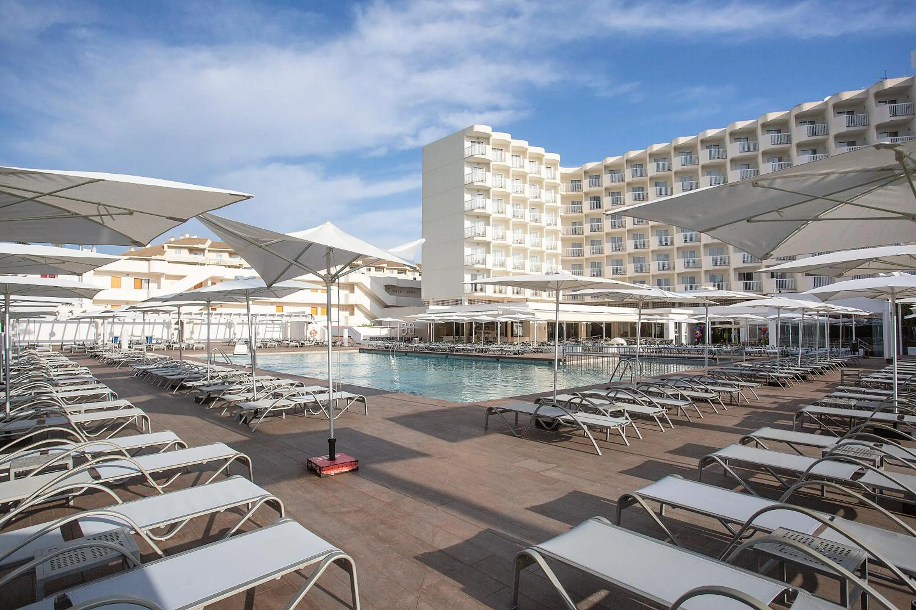Swimming pool in BQ Delfín Azul Hotel