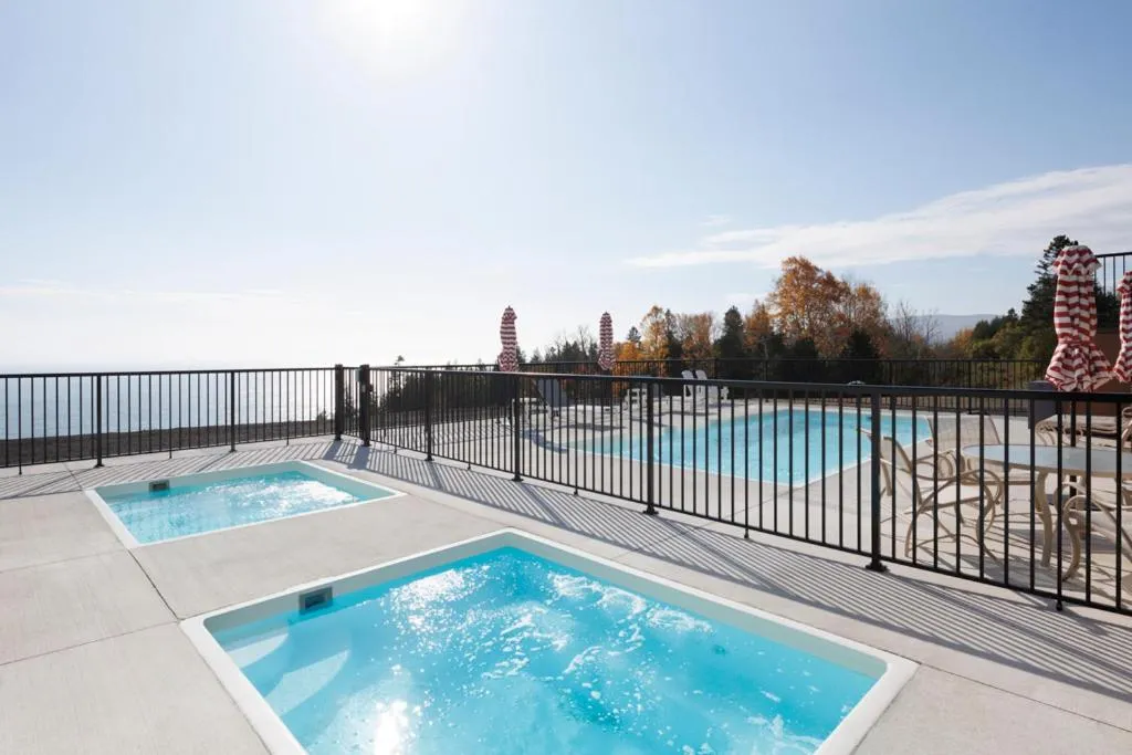 Hot Tub in La Pinsonnière