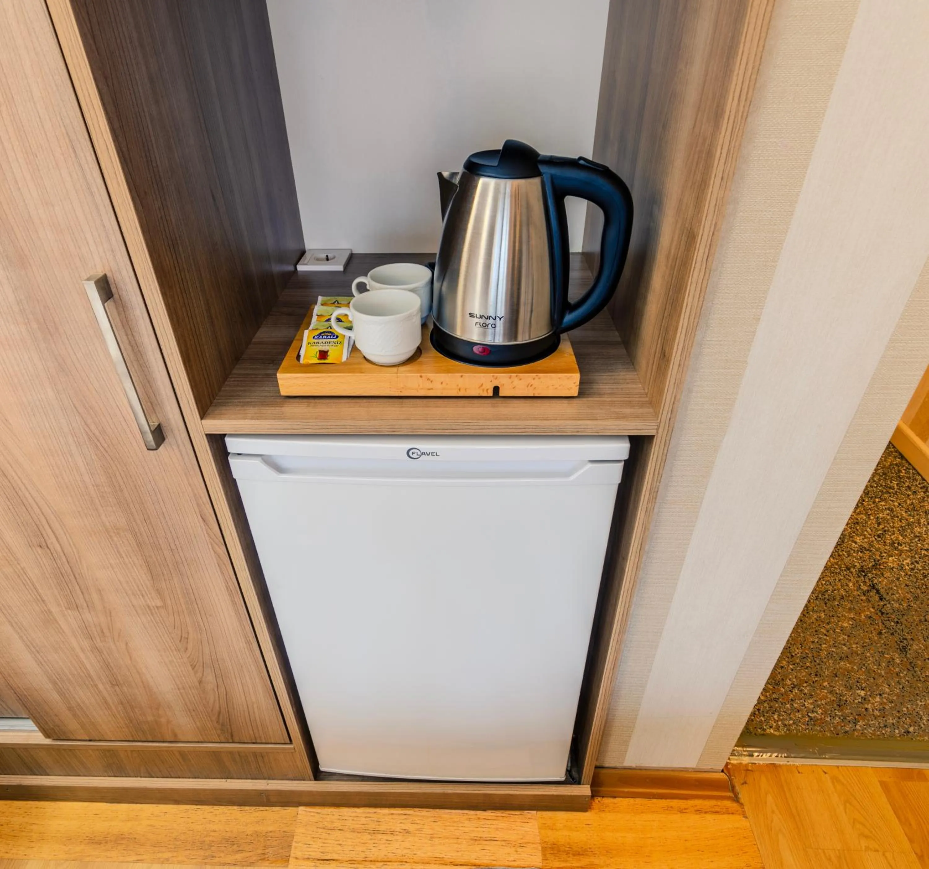 Coffee/tea facilities in Hamit Hotel Istanbul