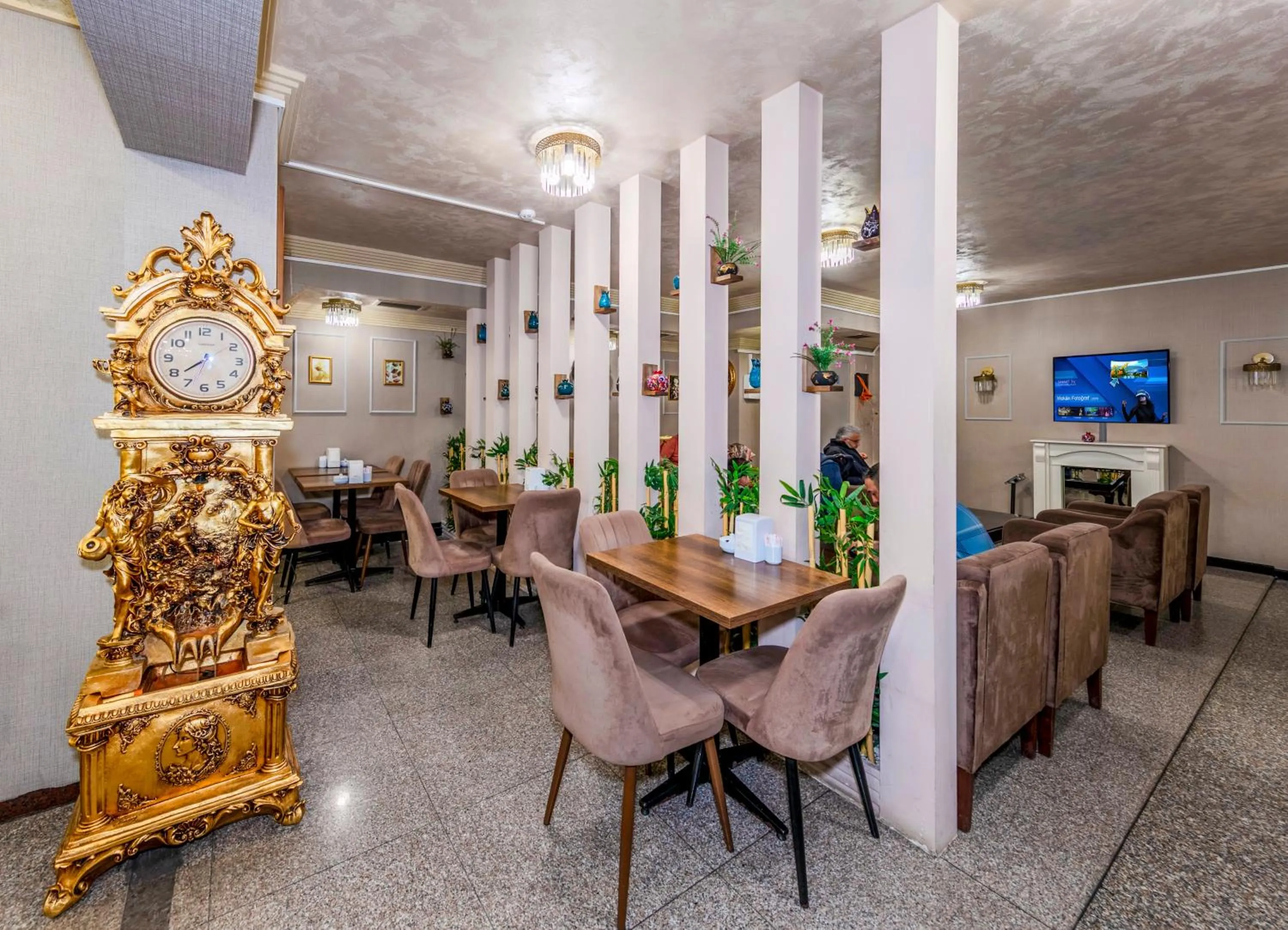 Lobby or reception in Hamit Hotel Istanbul