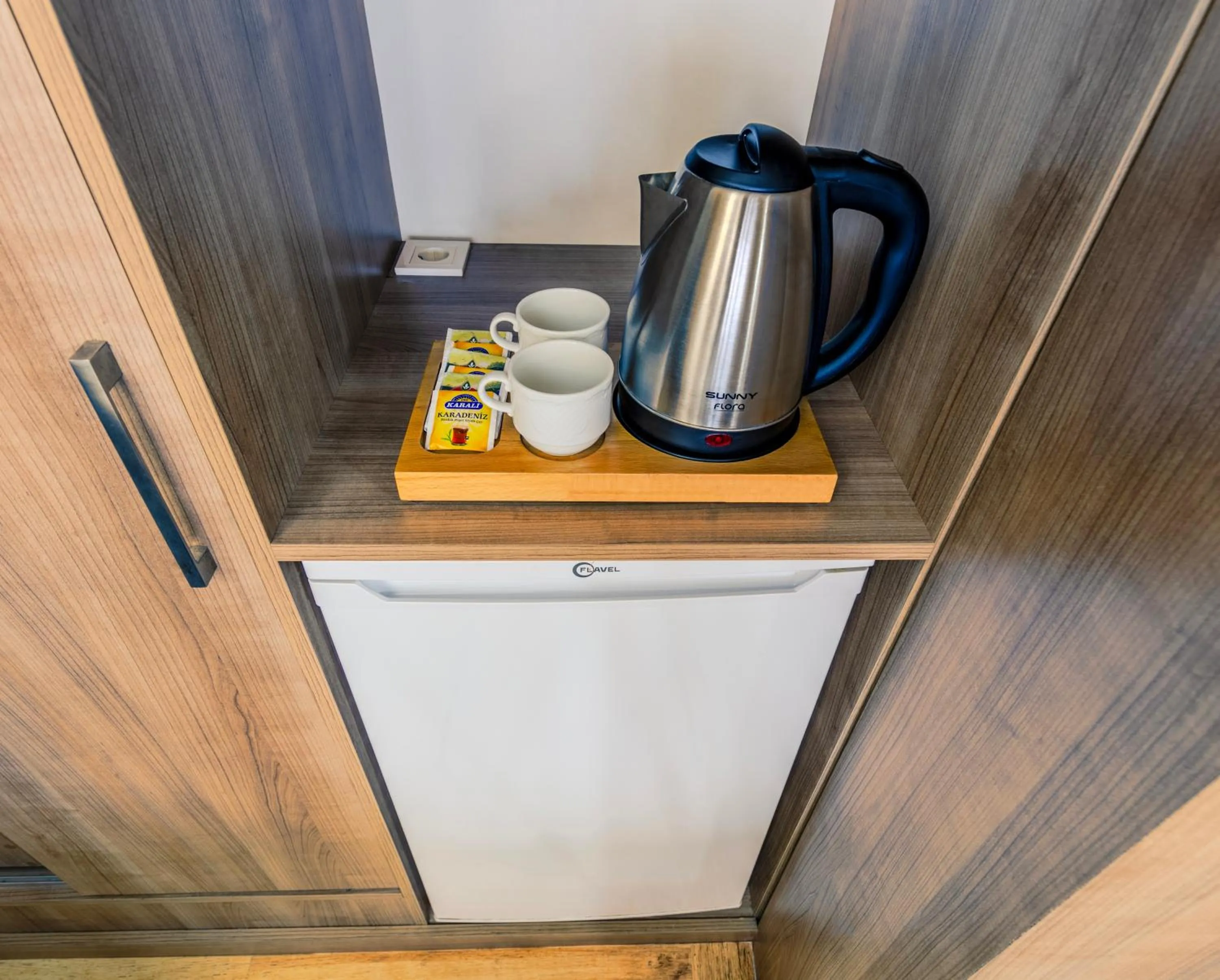 Coffee/tea facilities in Hamit Hotel Istanbul