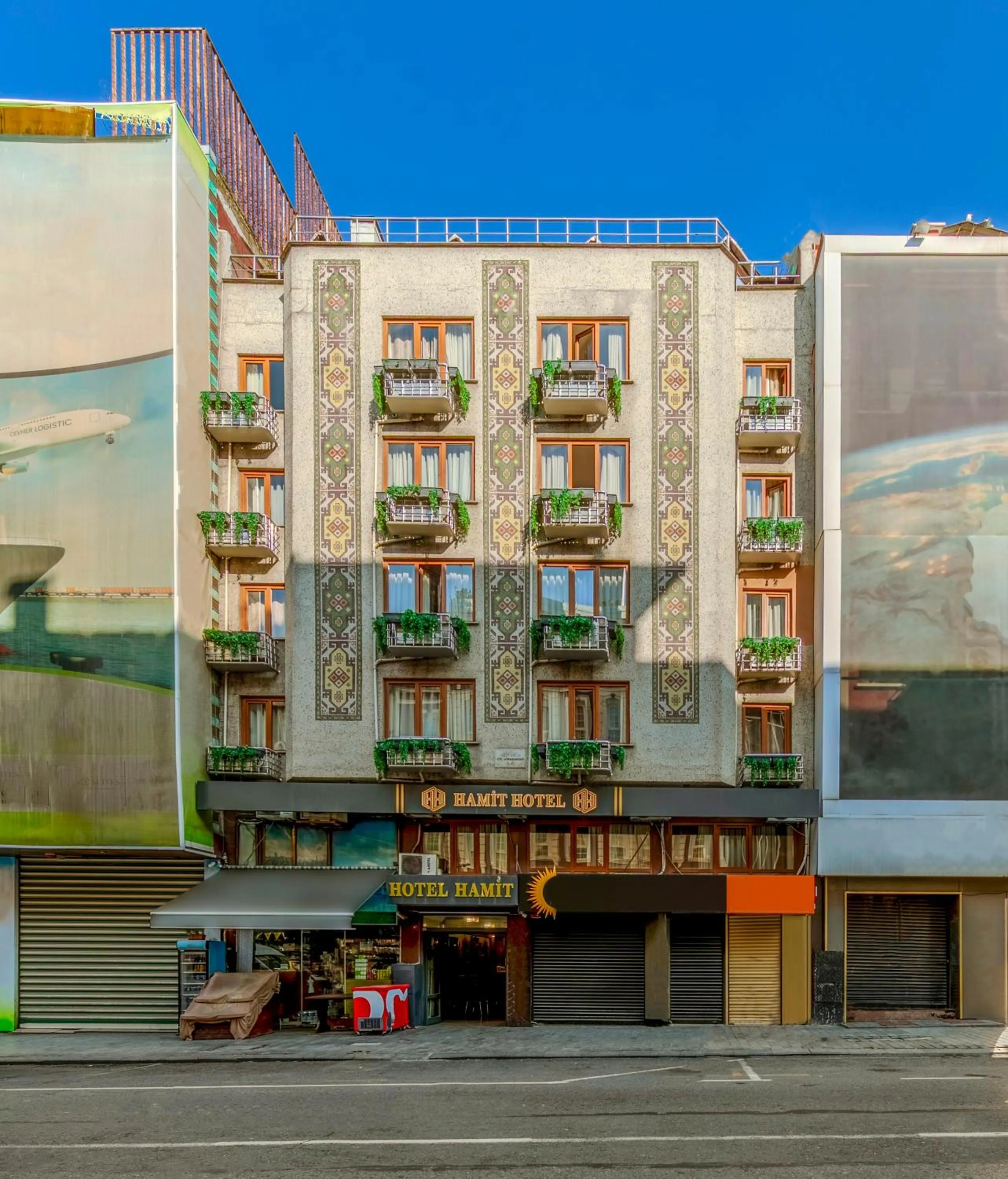 Facade/entrance in Hamit Hotel Istanbul