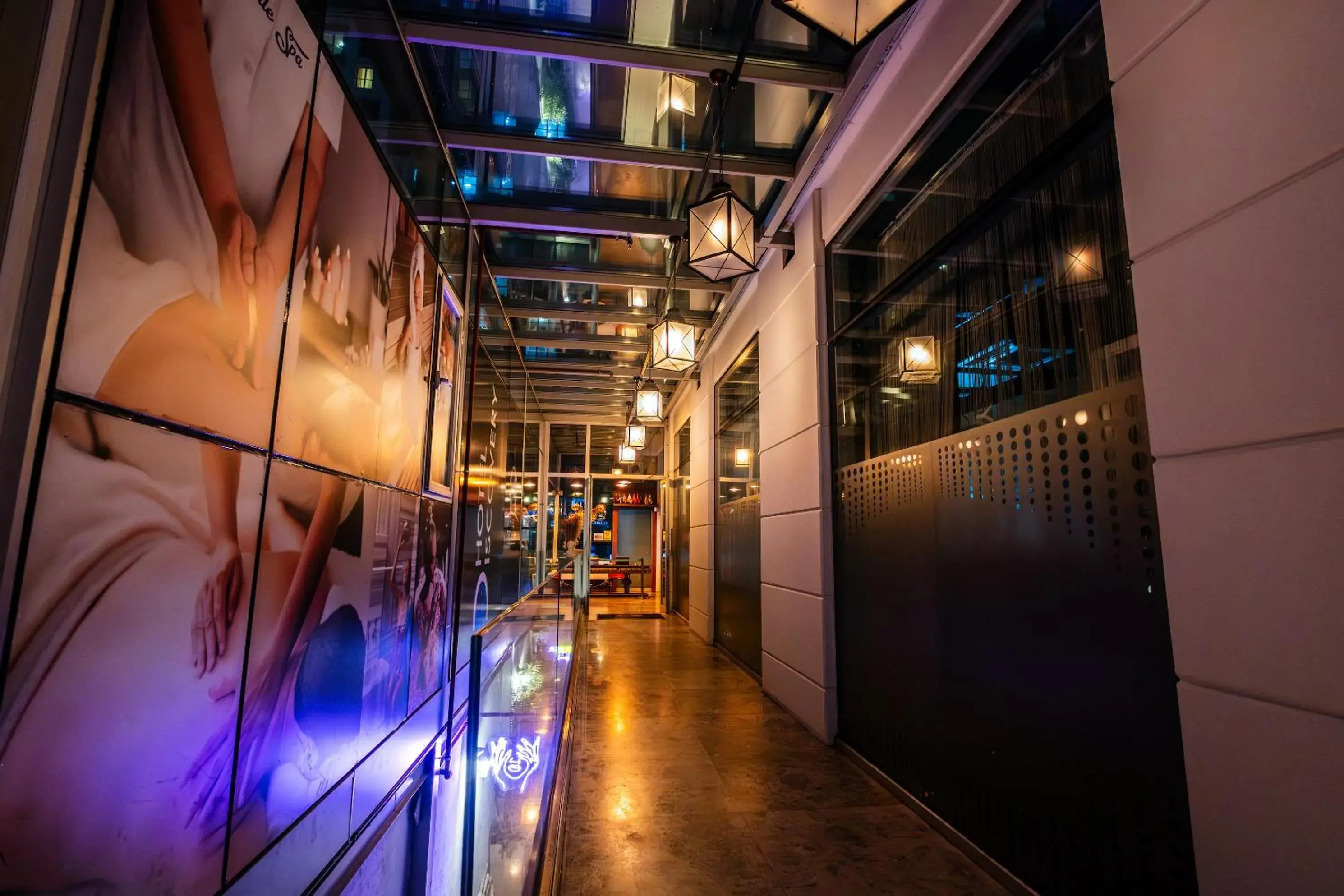 Lobby or reception in Discovery Hotel Lobby or reception in Discovery Hotel