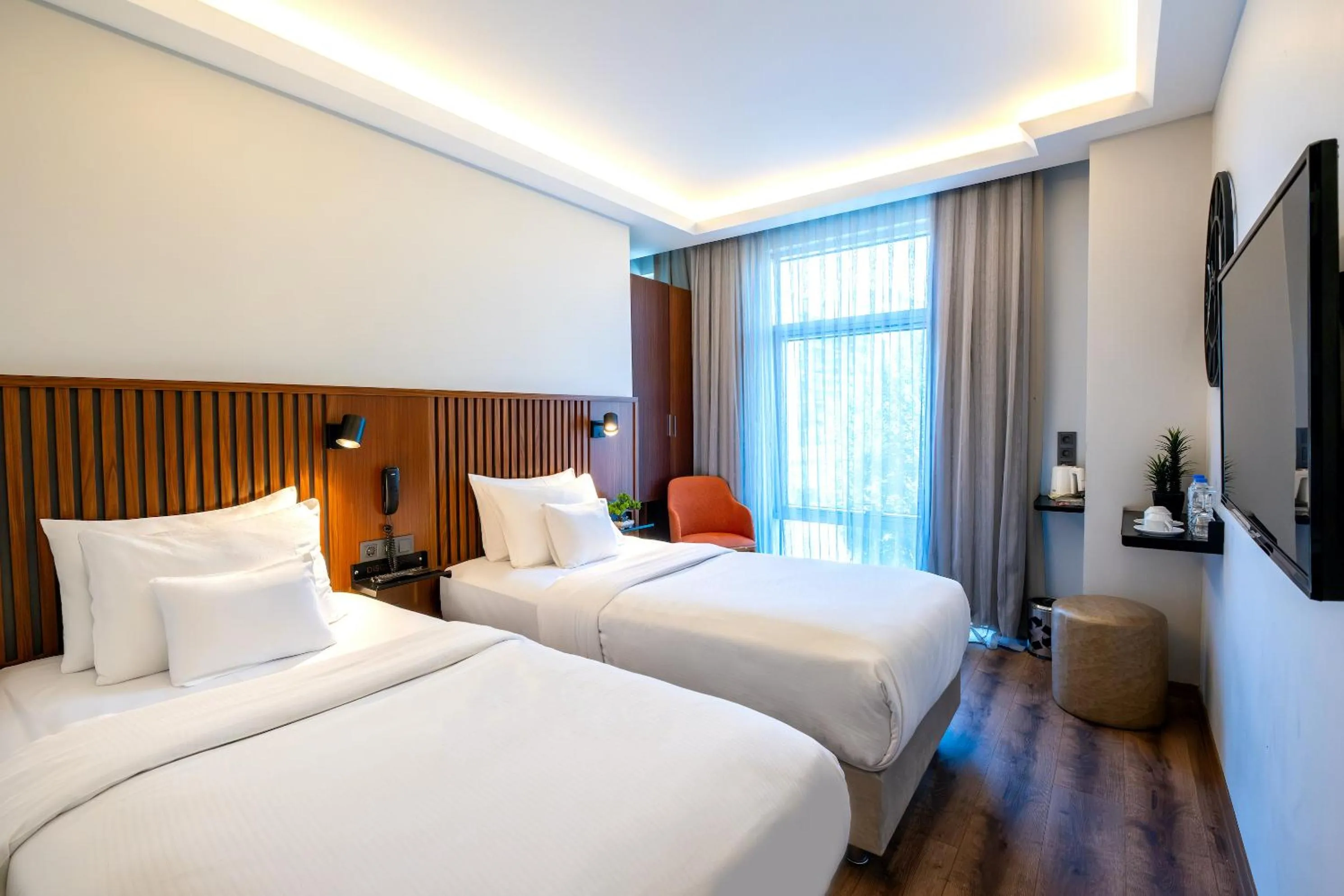 Bed in Discovery Hotel