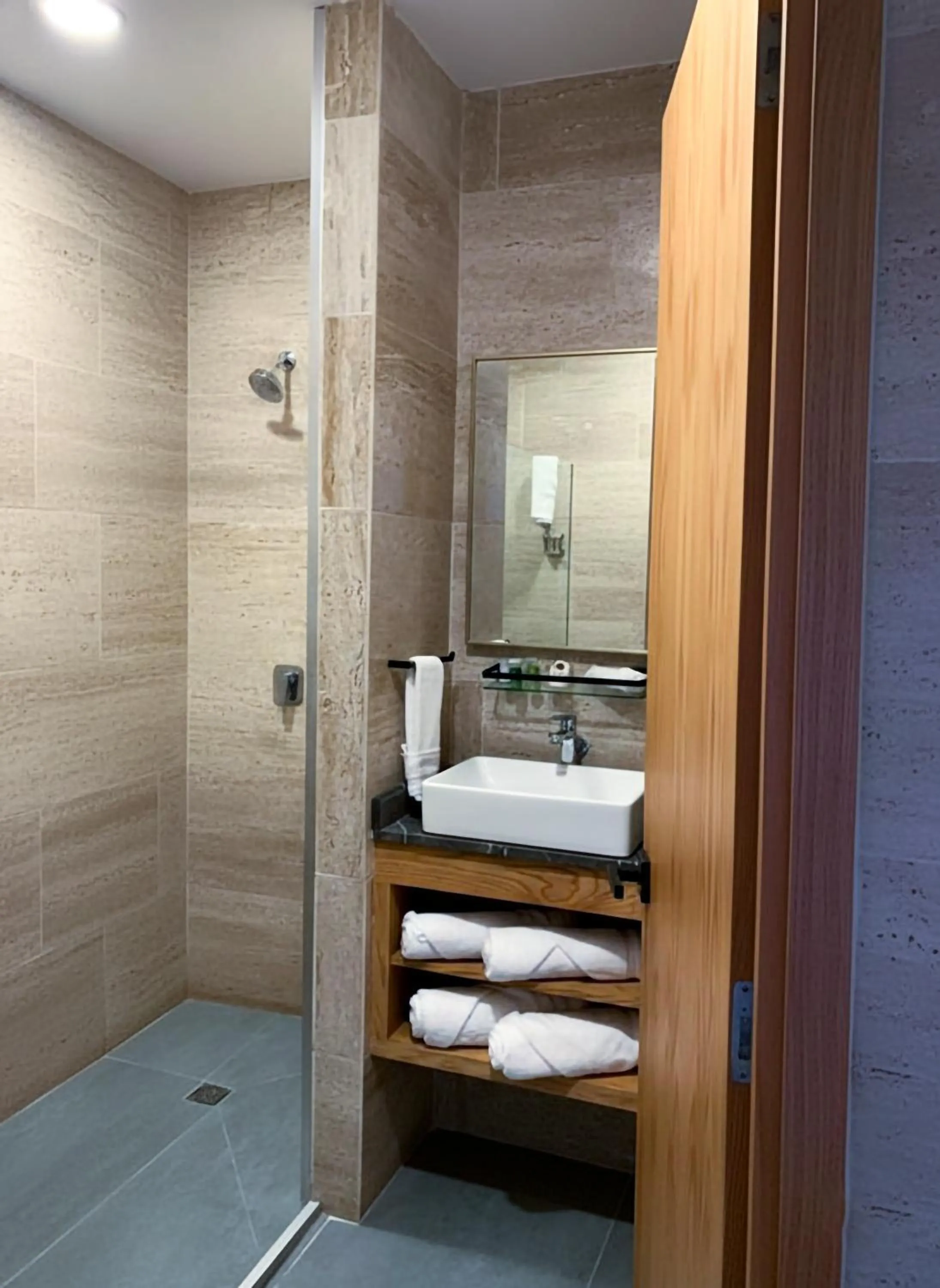 Bathroom in Casa Begonias Hotel mas Villas