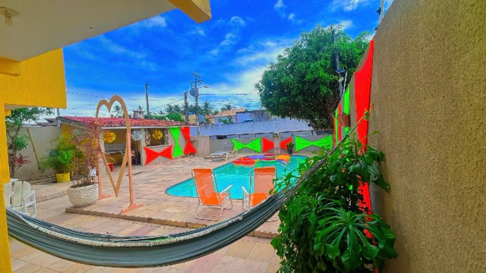 Pool view in Pousada Clarice Suítes