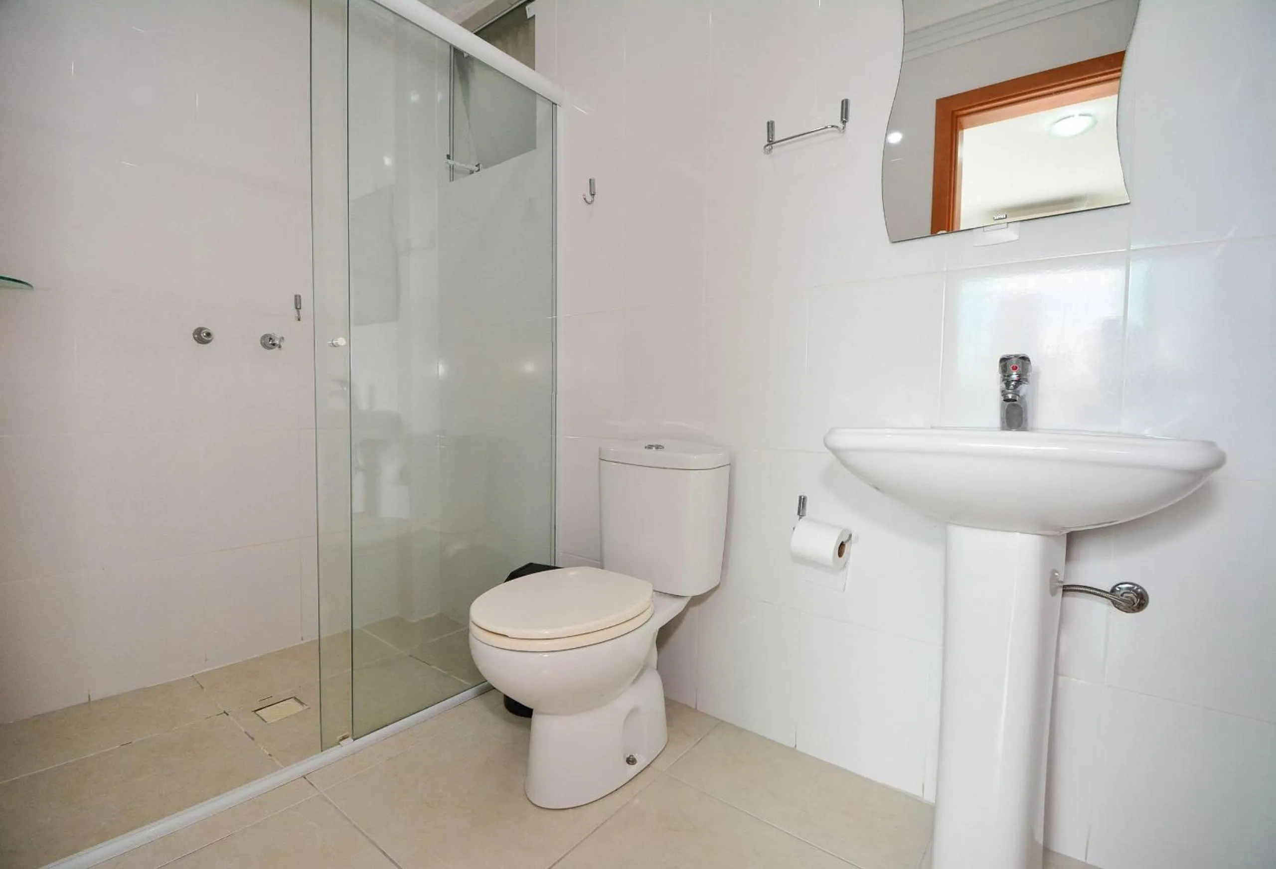Bathroom in Residencial João Victor - Ingleses Norte - NIN010