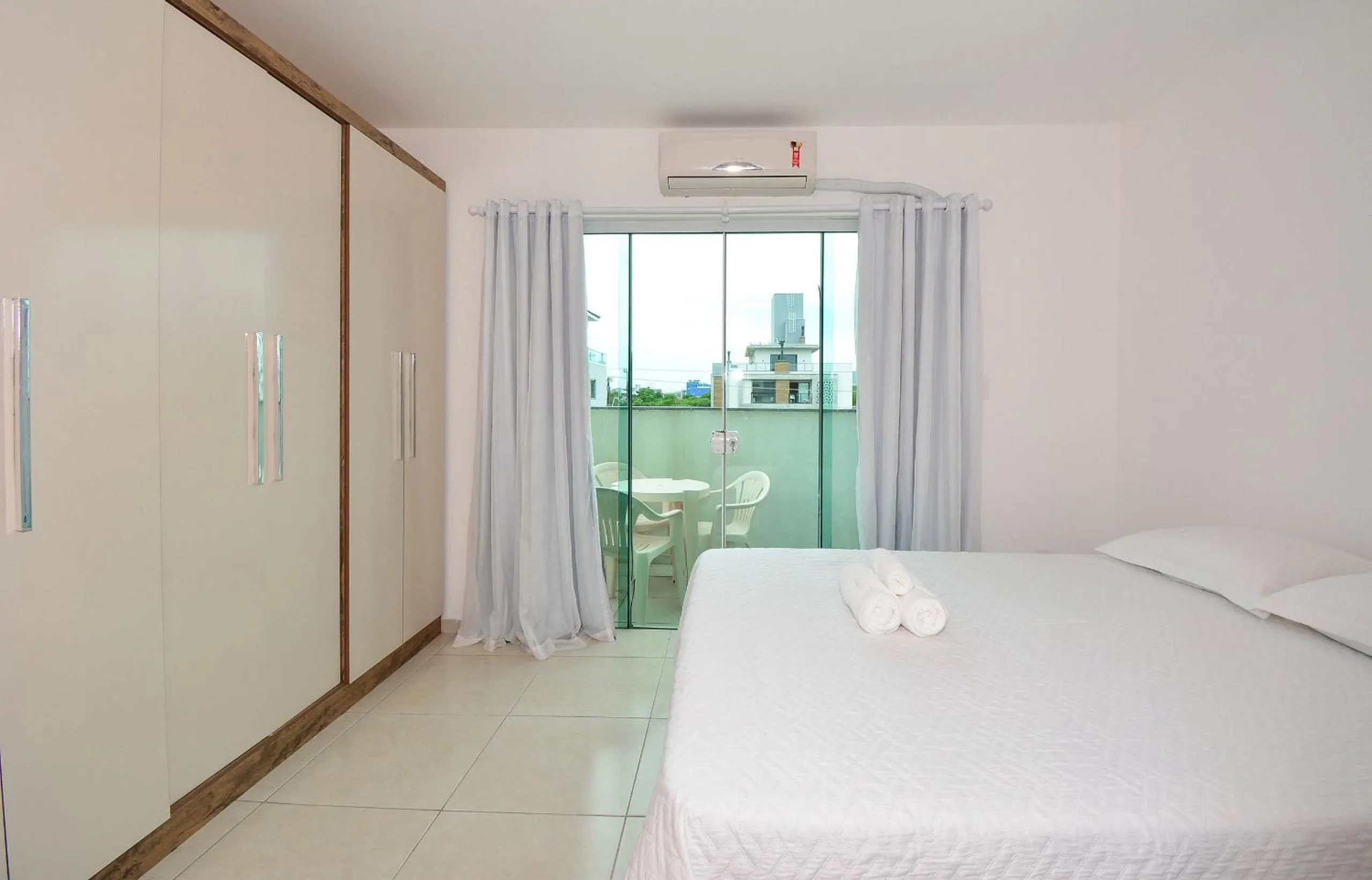 Bedroom, Bed in Residencial João Victor - Ingleses Norte - NIN010