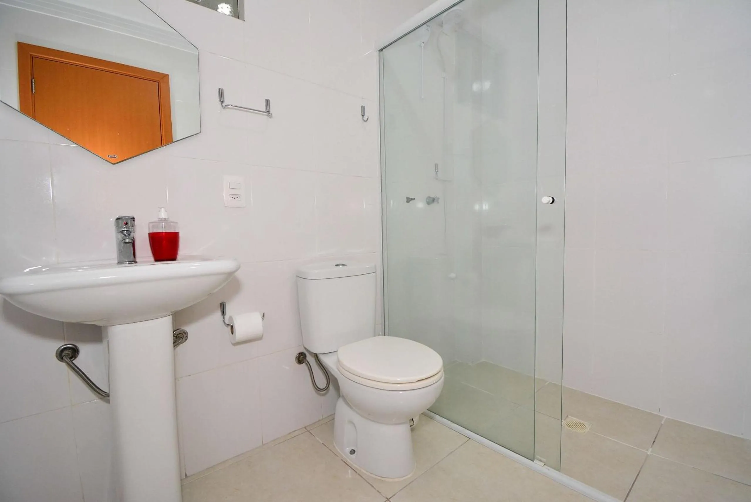Bathroom in Residencial João Victor - Ingleses Norte - NIN010
