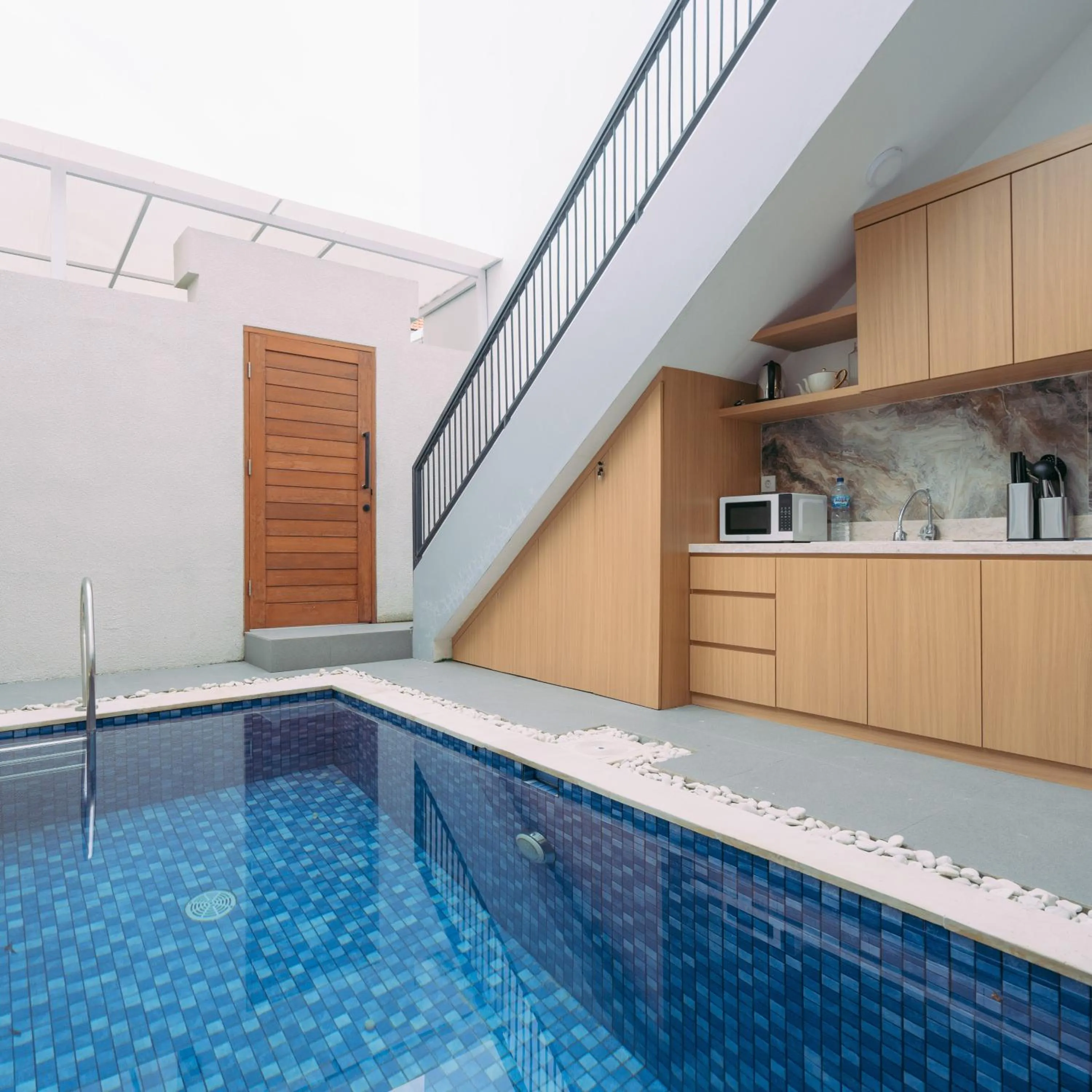 Swimming pool in The Lavana Nakula Villa Kuta Sunset