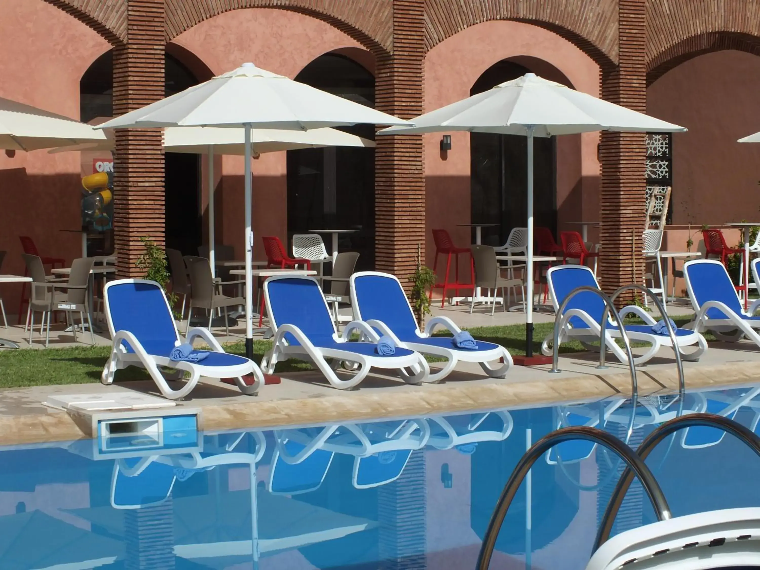 Swimming pool in Hotel Relax Marrakech Swimming pool in Hotel Relax Marrakech
